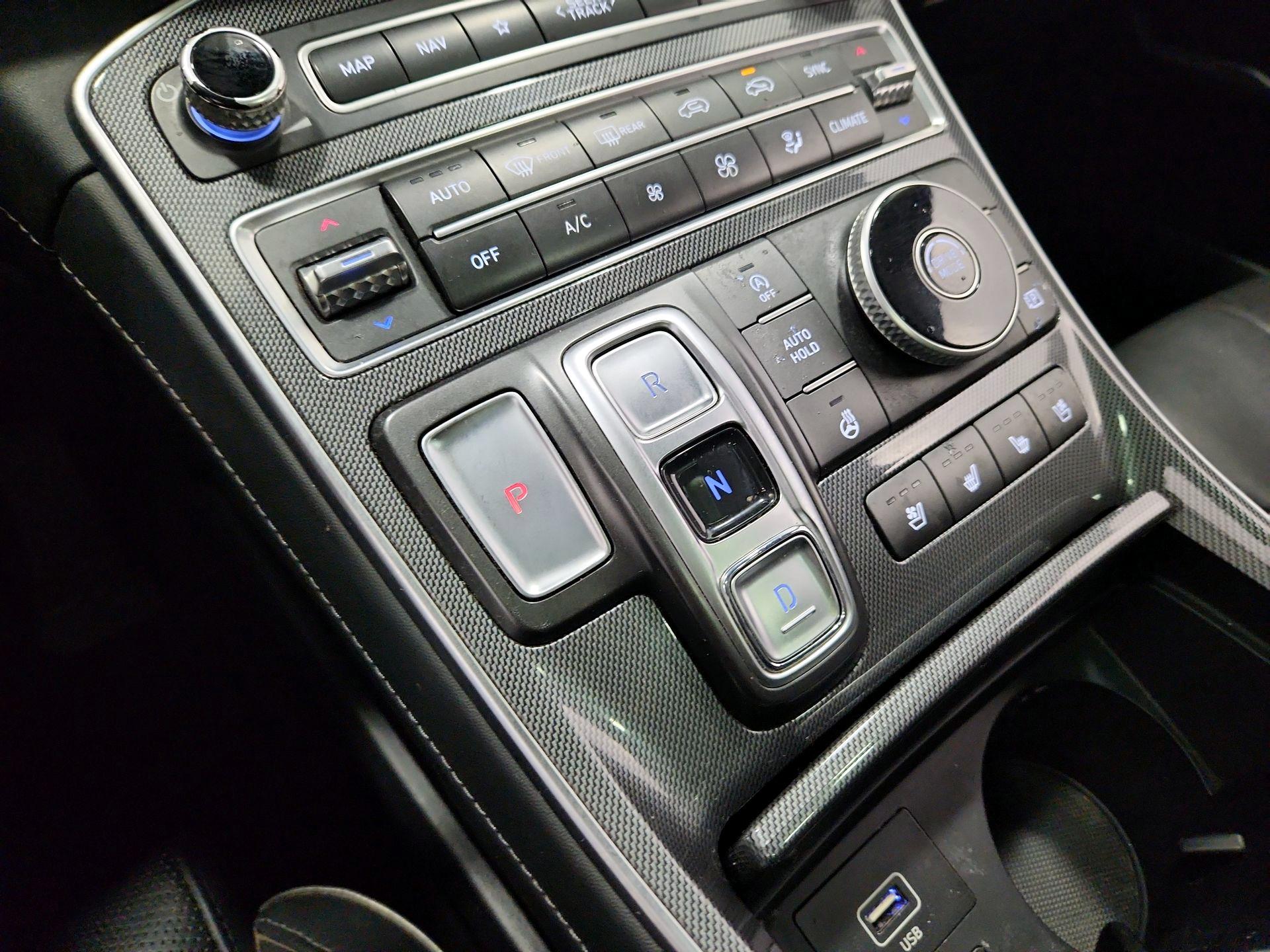 Thumbnail: 2021 Hyundai Santa Fe - 18