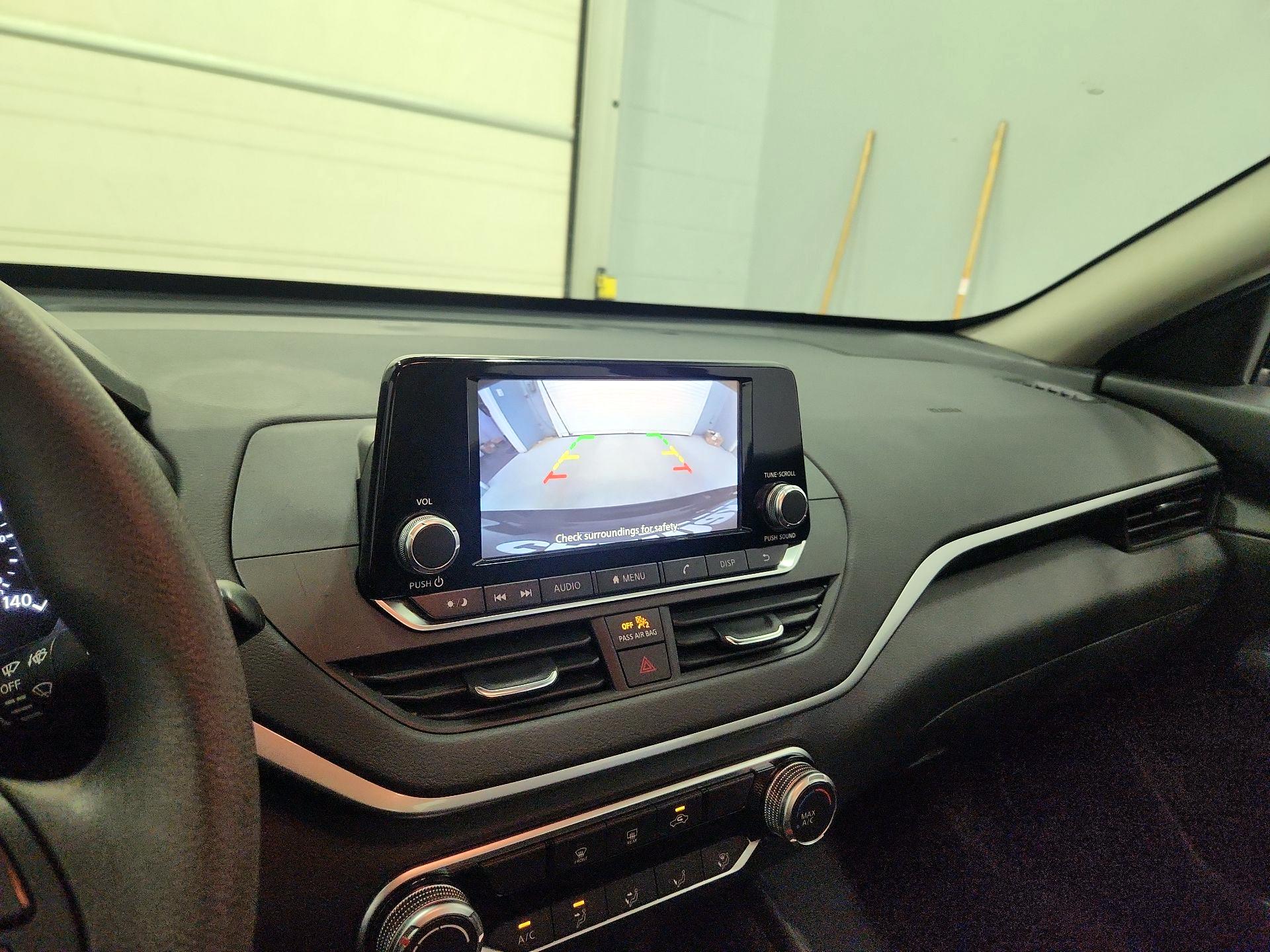 Thumbnail: 2022 Nissan Altima - 14