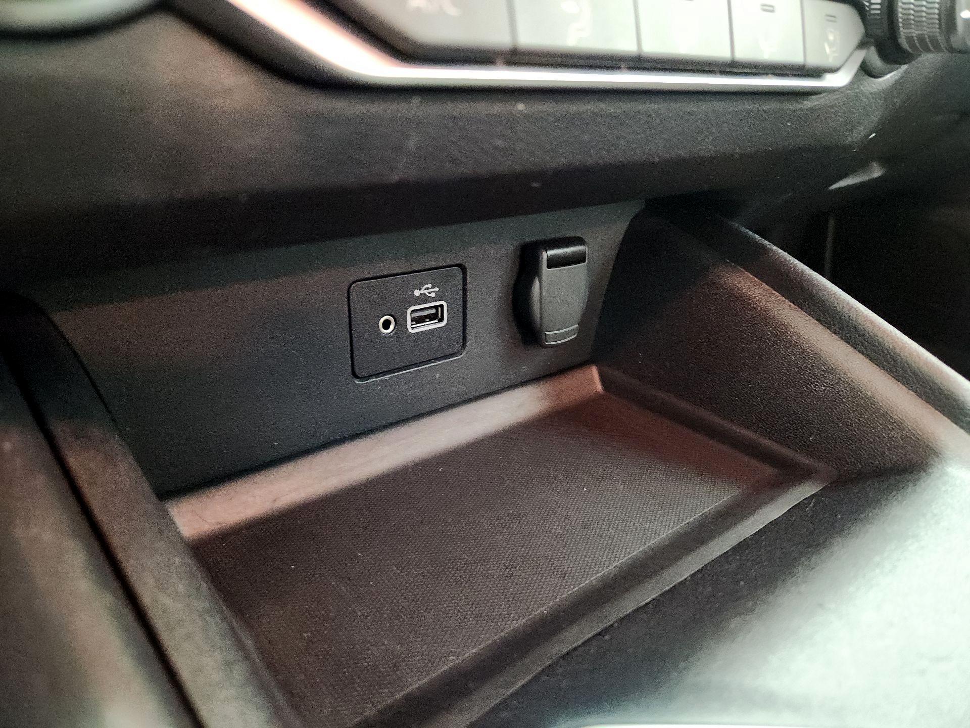 Thumbnail: 2022 Nissan Altima - 18