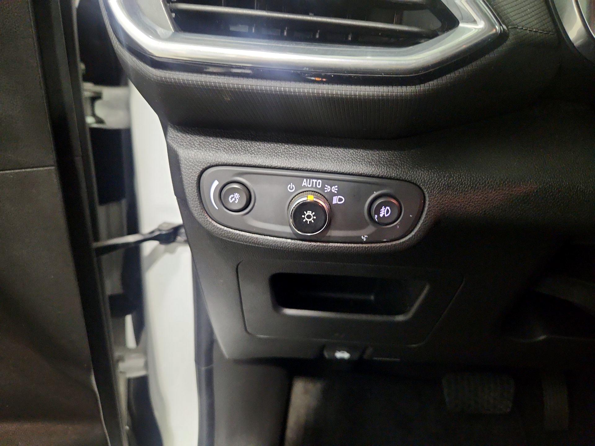 Thumbnail: 2021 Chevrolet TrailBlazer - 13