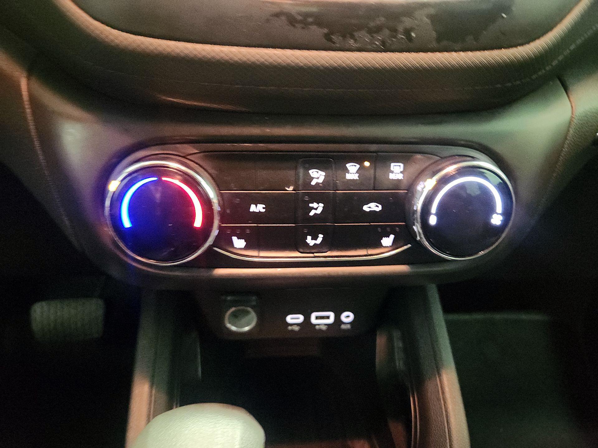 Thumbnail: 2021 Chevrolet TrailBlazer - 16