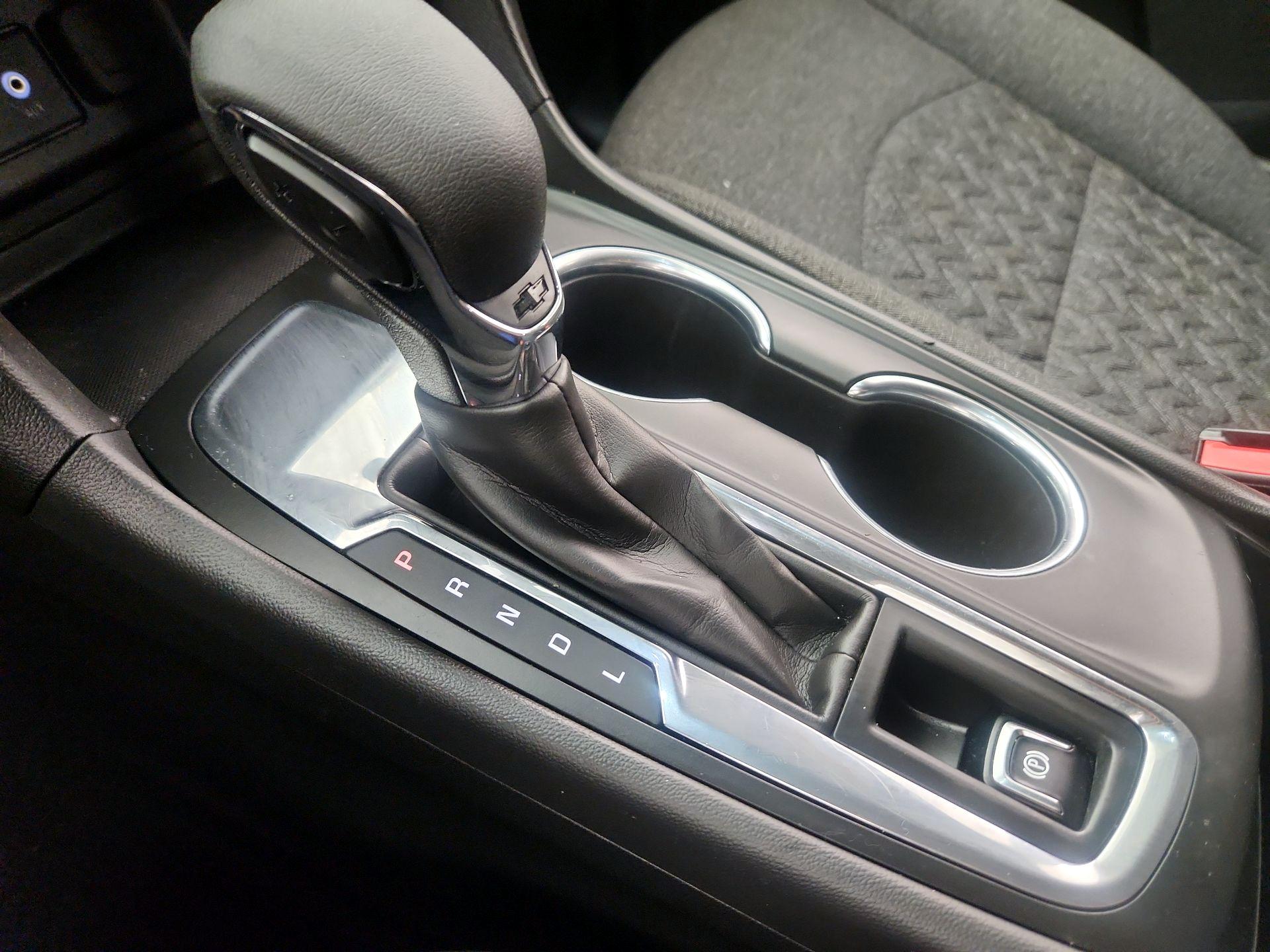 Thumbnail: 2023 Chevrolet Equinox - 17