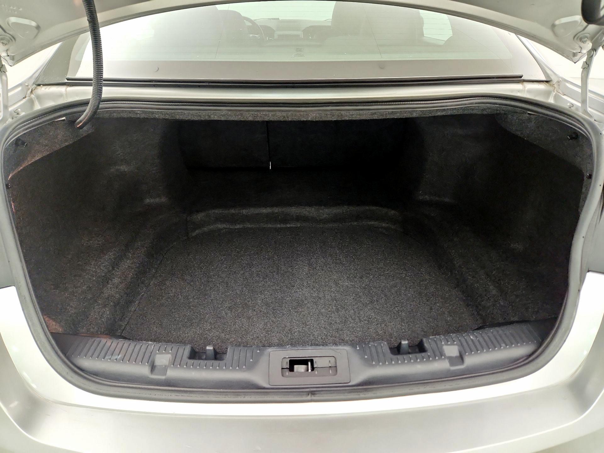 Thumbnail: 2015 Ford Taurus - 19