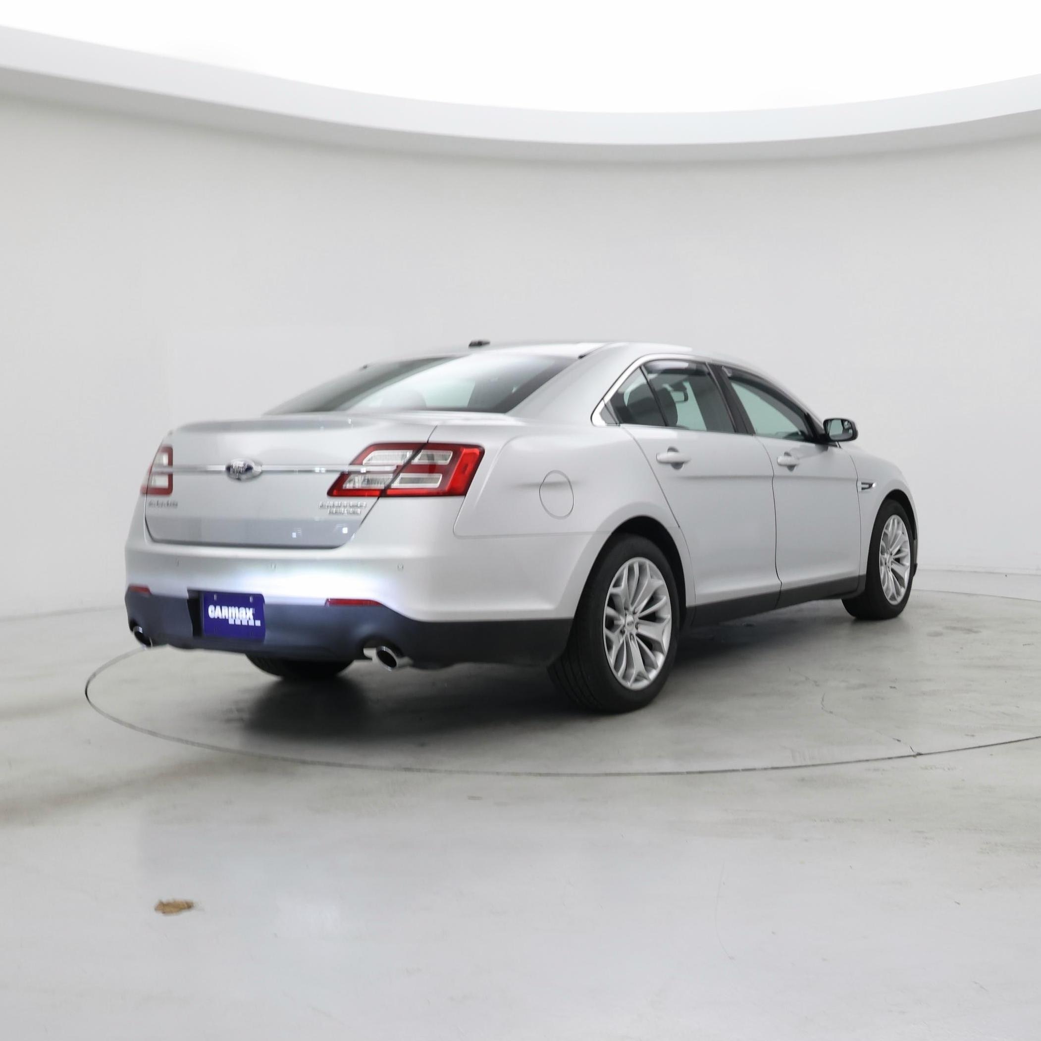 Thumbnail: 2015 Ford Taurus - 8