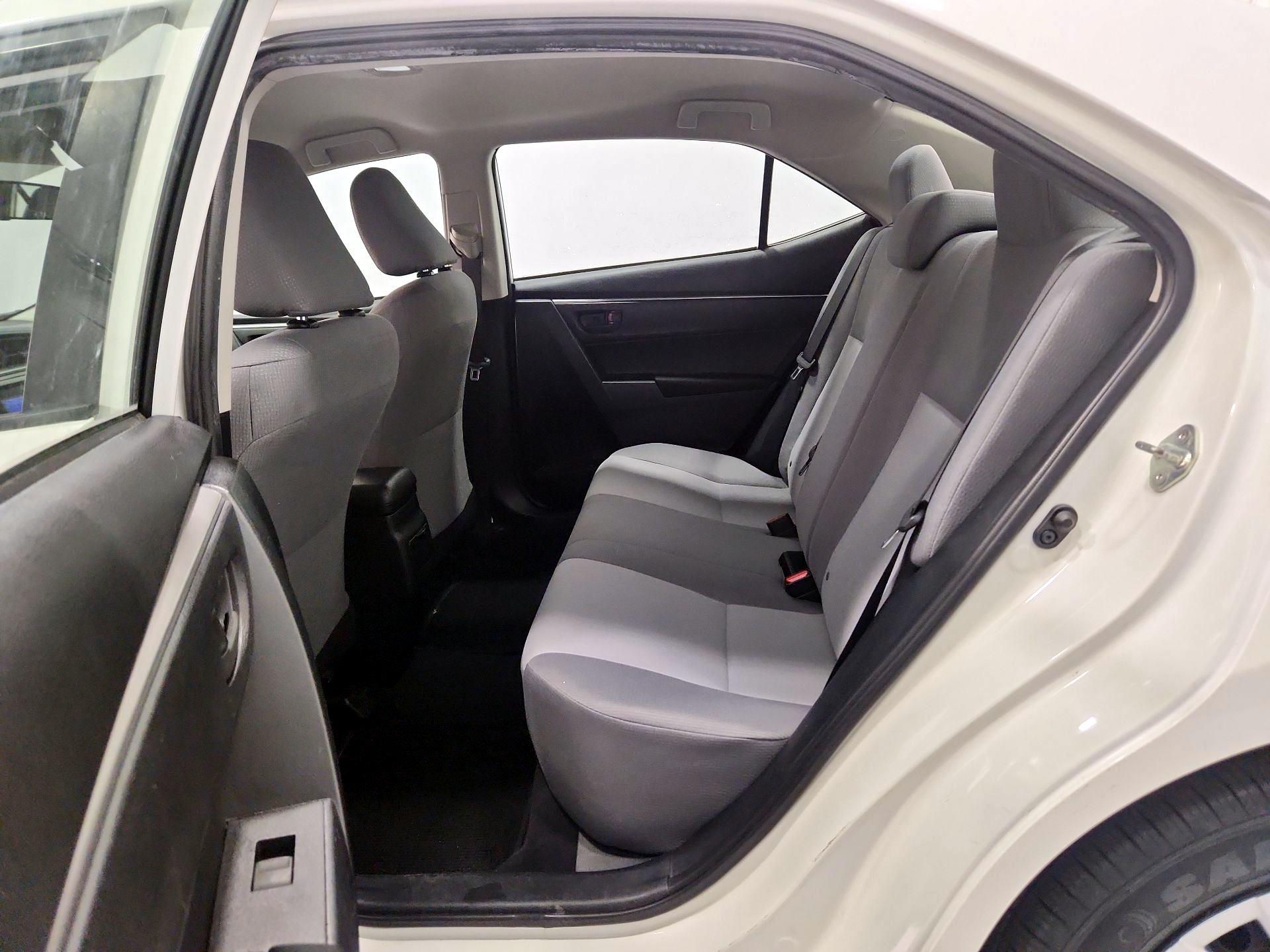 Thumbnail: 2014 Toyota Corolla - 18