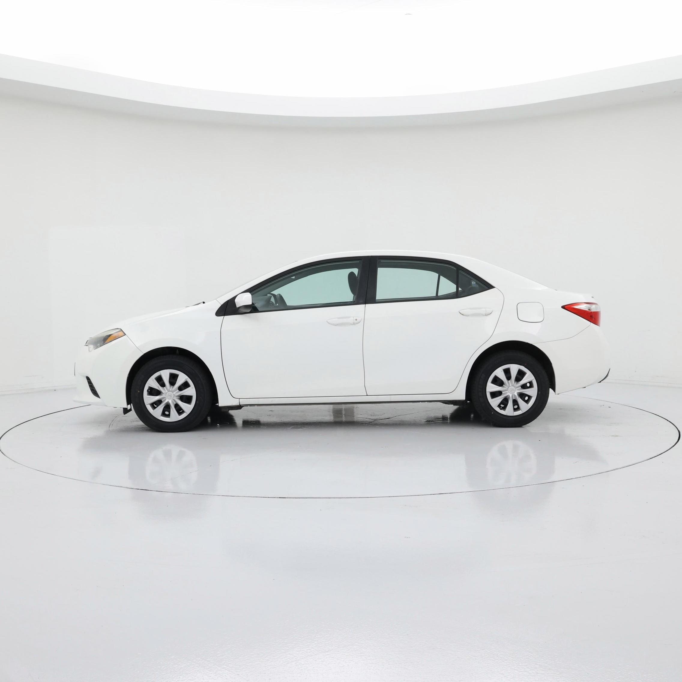 Thumbnail: 2014 Toyota Corolla - 3