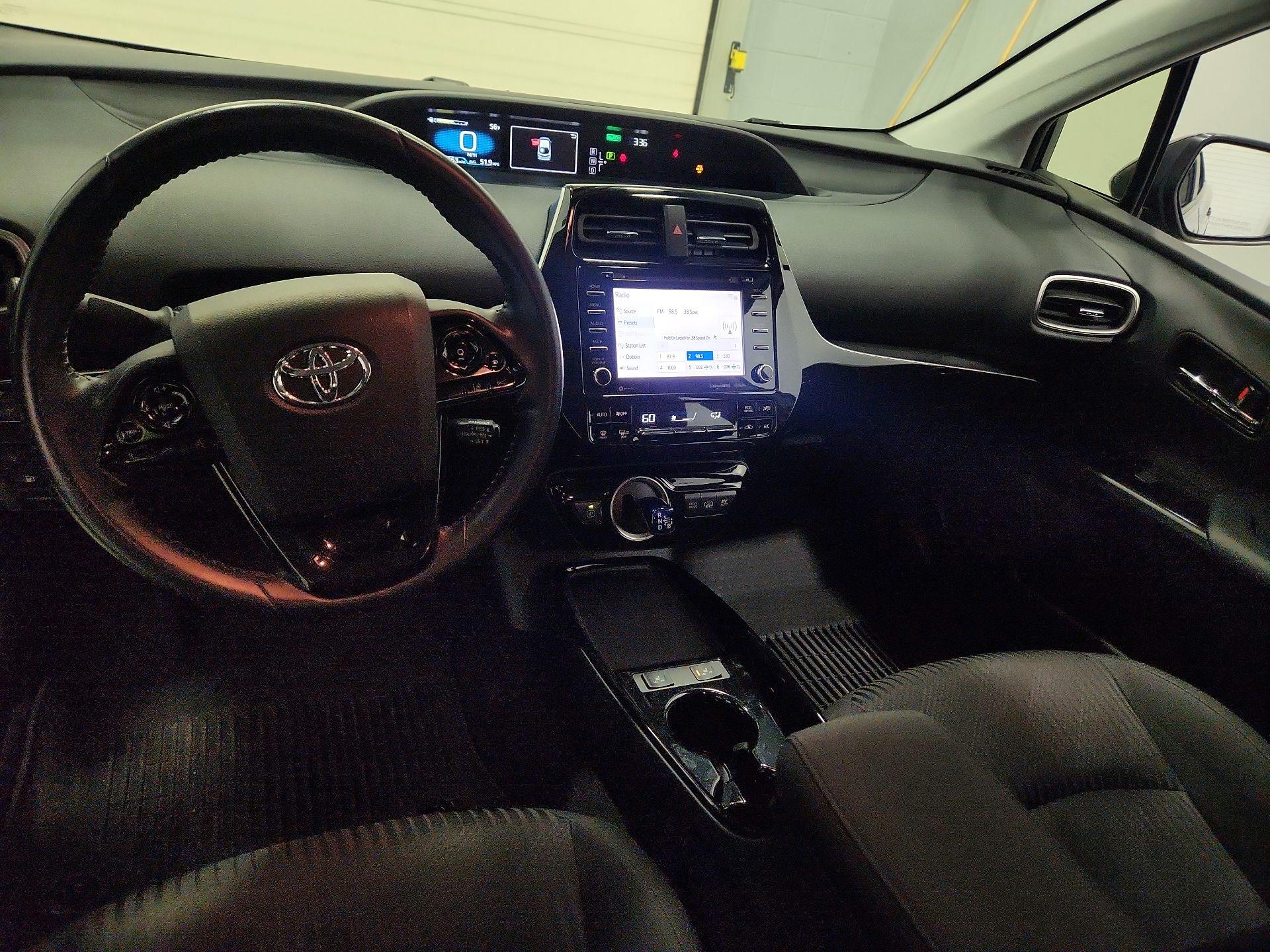 Thumbnail: 2021 Toyota Prius Prime - 9