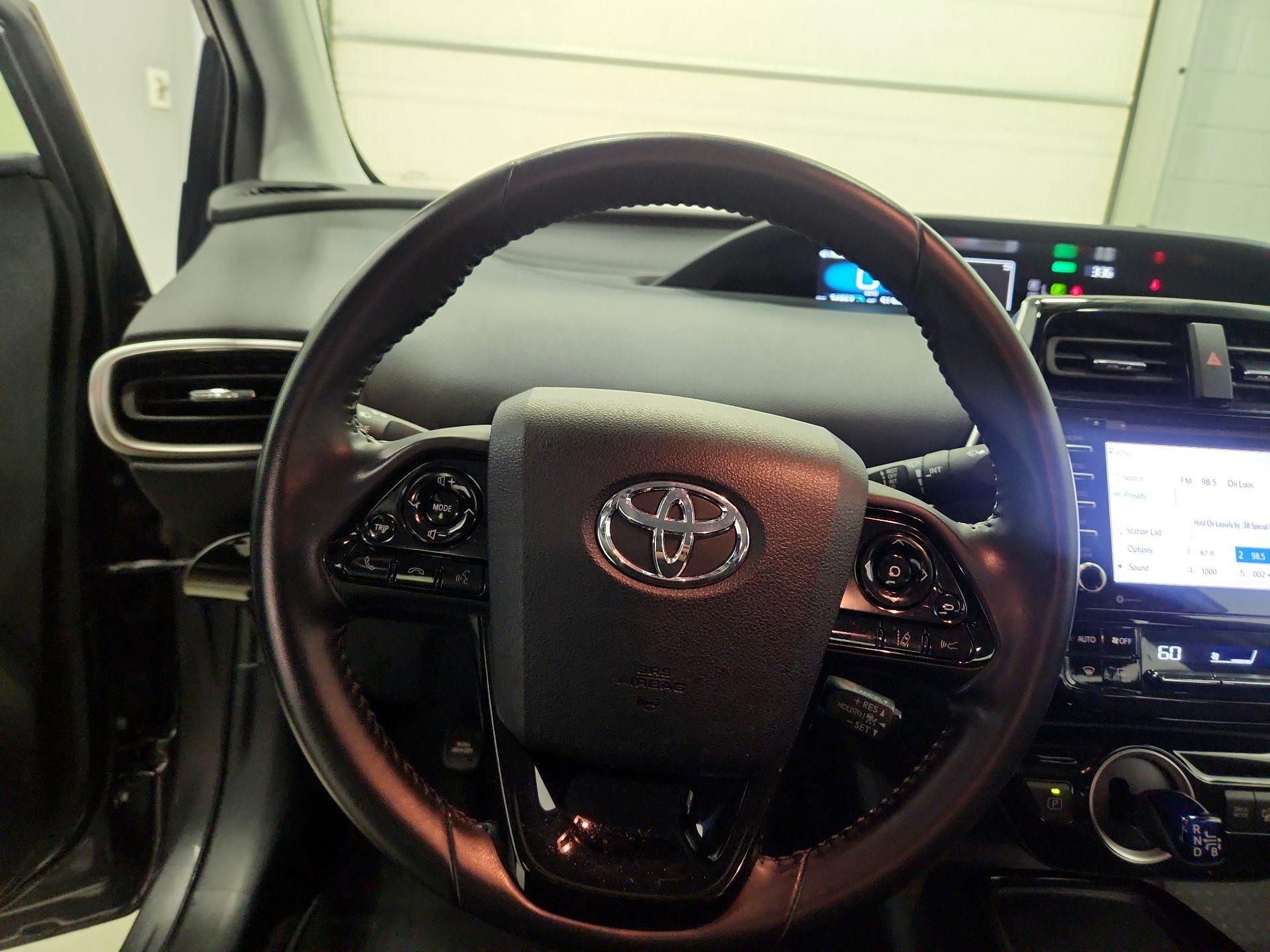 Thumbnail: 2021 Toyota Prius Prime - 10