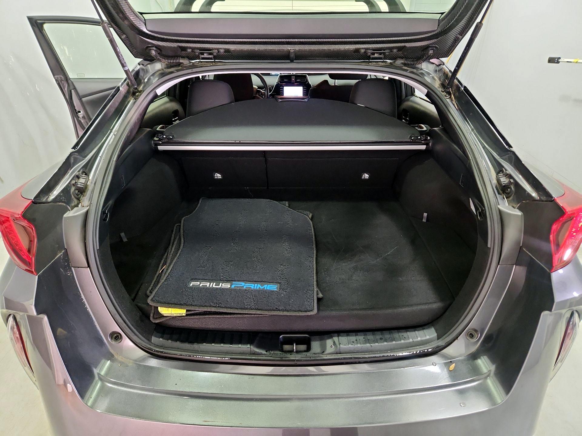 Thumbnail: 2021 Toyota Prius Prime - 20