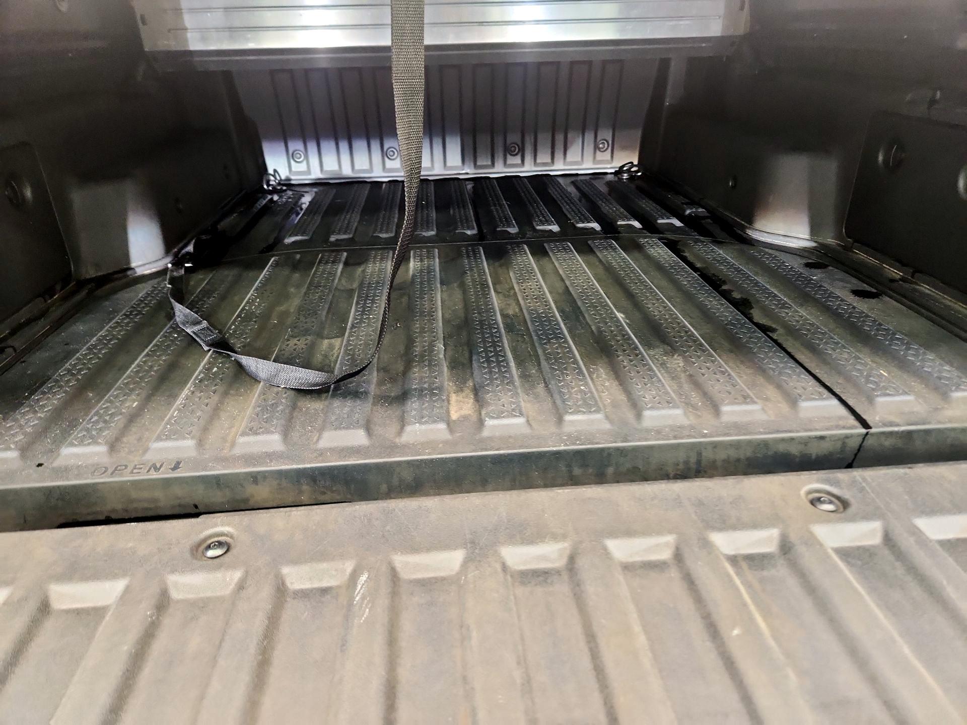 Thumbnail: 2023 Hyundai Santa Cruz - 18