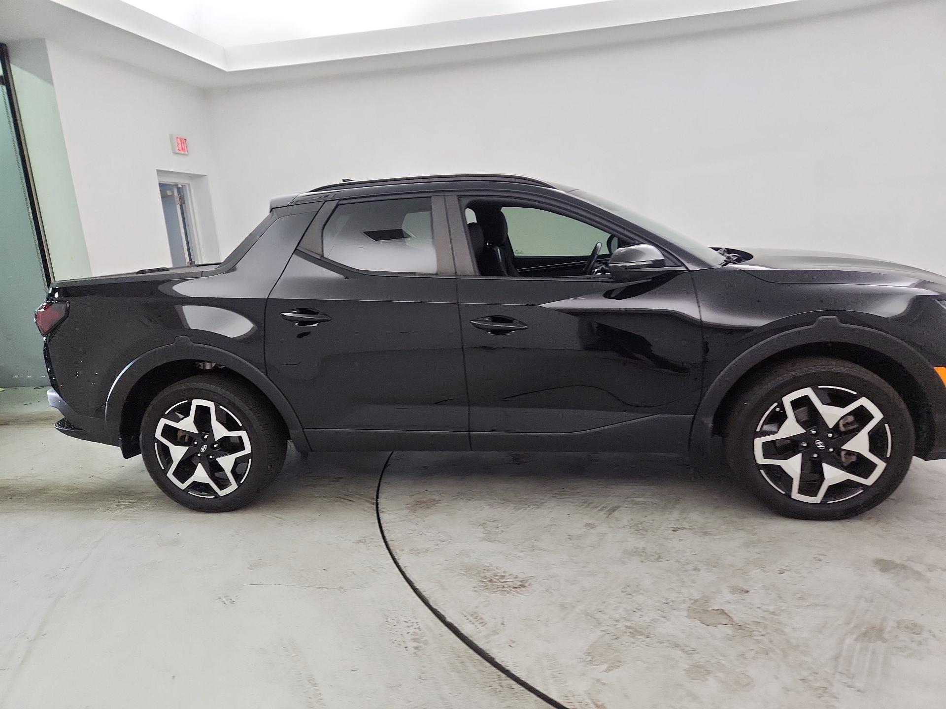 Thumbnail: 2023 Hyundai Santa Cruz - 4