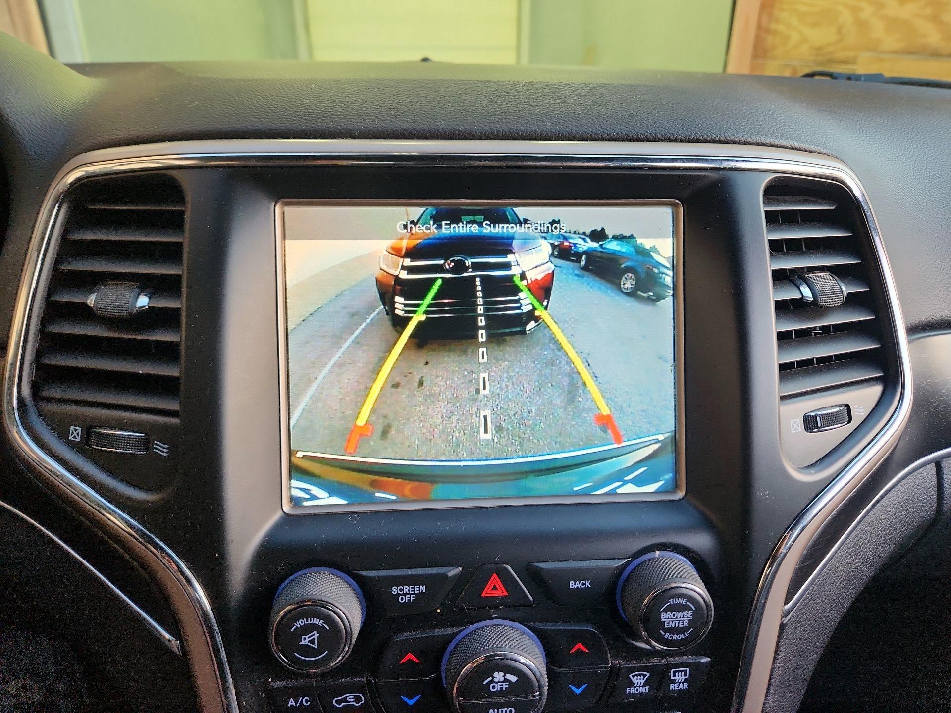 Thumbnail: 2017 Jeep Grand Cherokee - 15