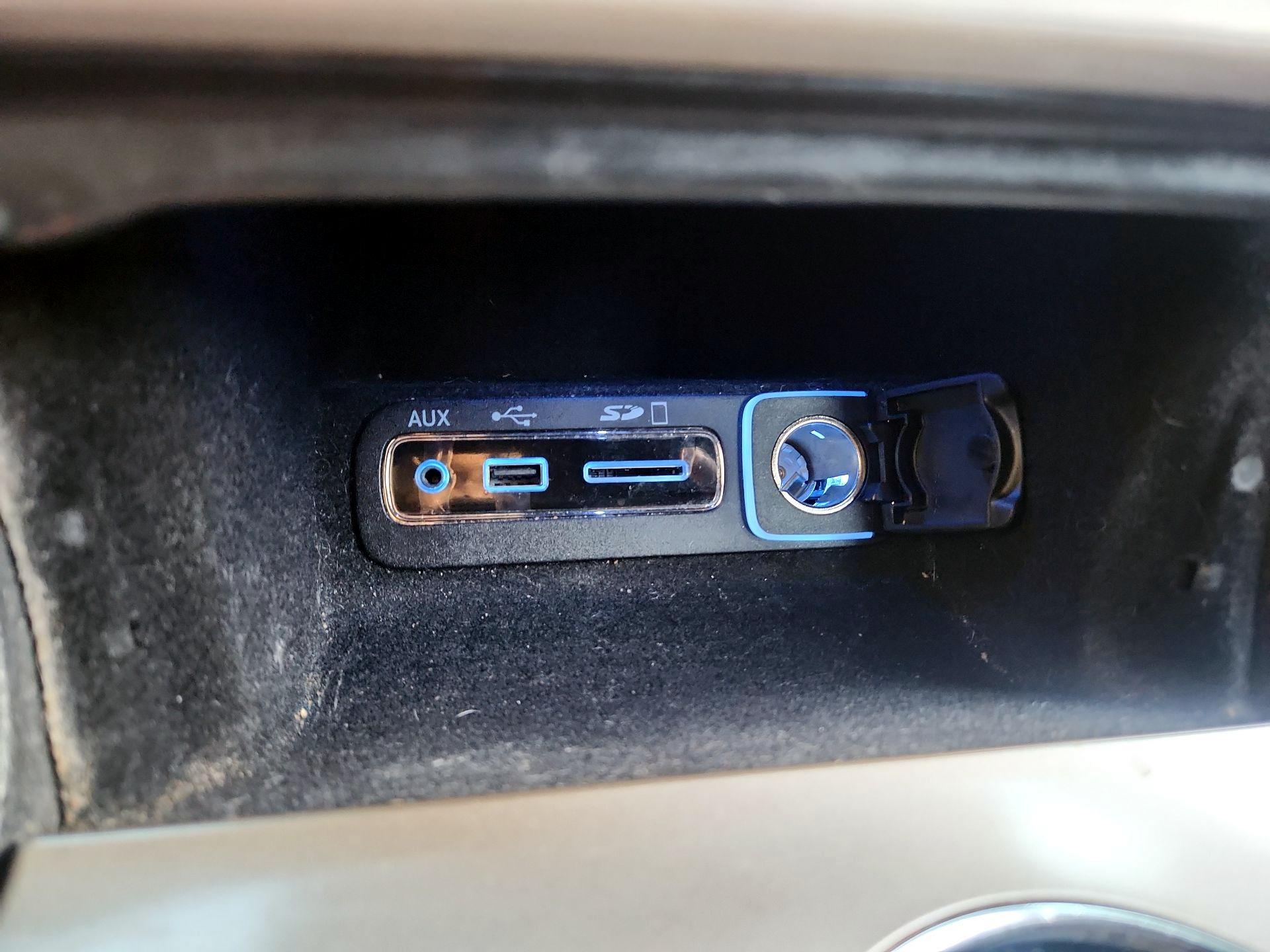 Thumbnail: 2017 Jeep Grand Cherokee - 19