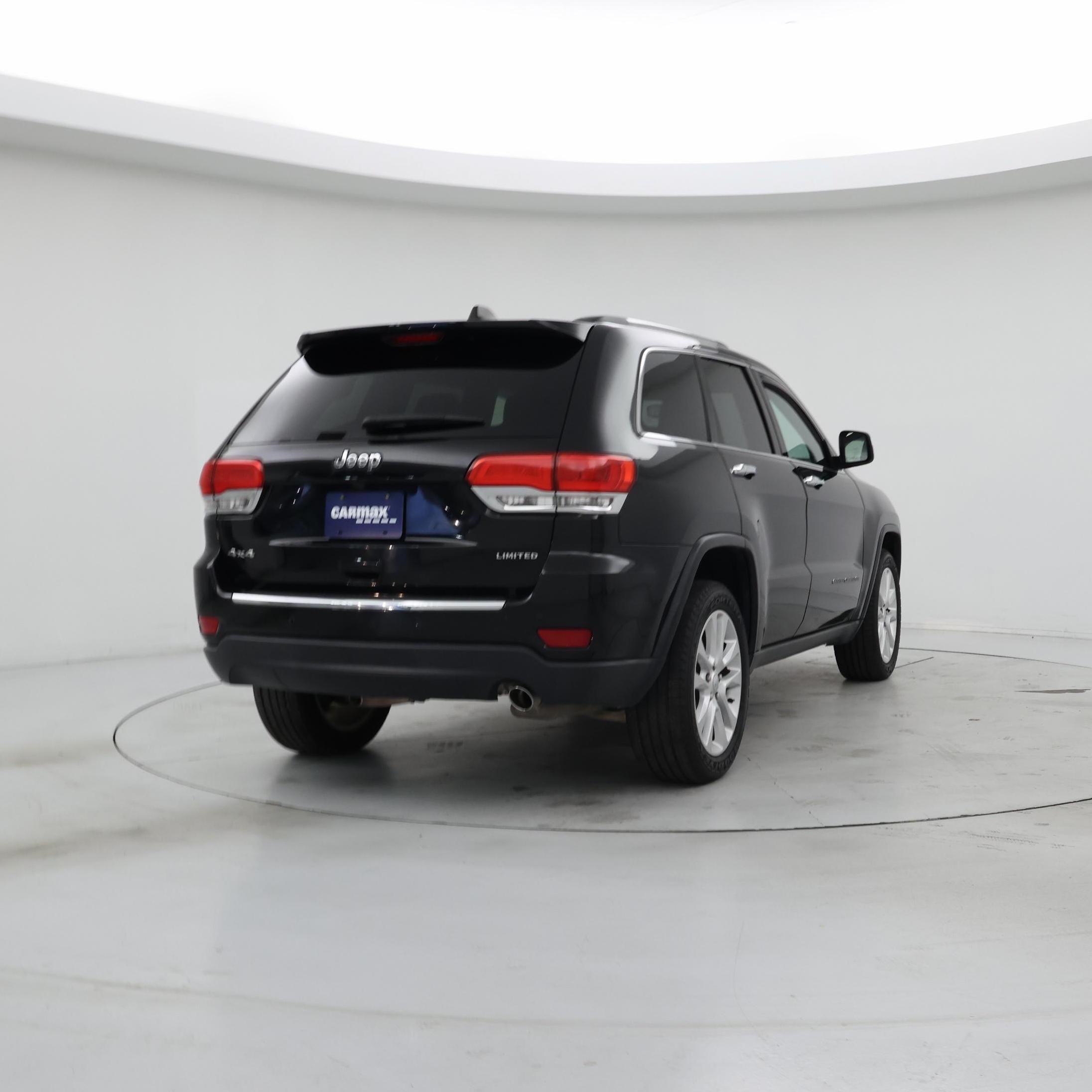 Thumbnail: 2017 Jeep Grand Cherokee - 5