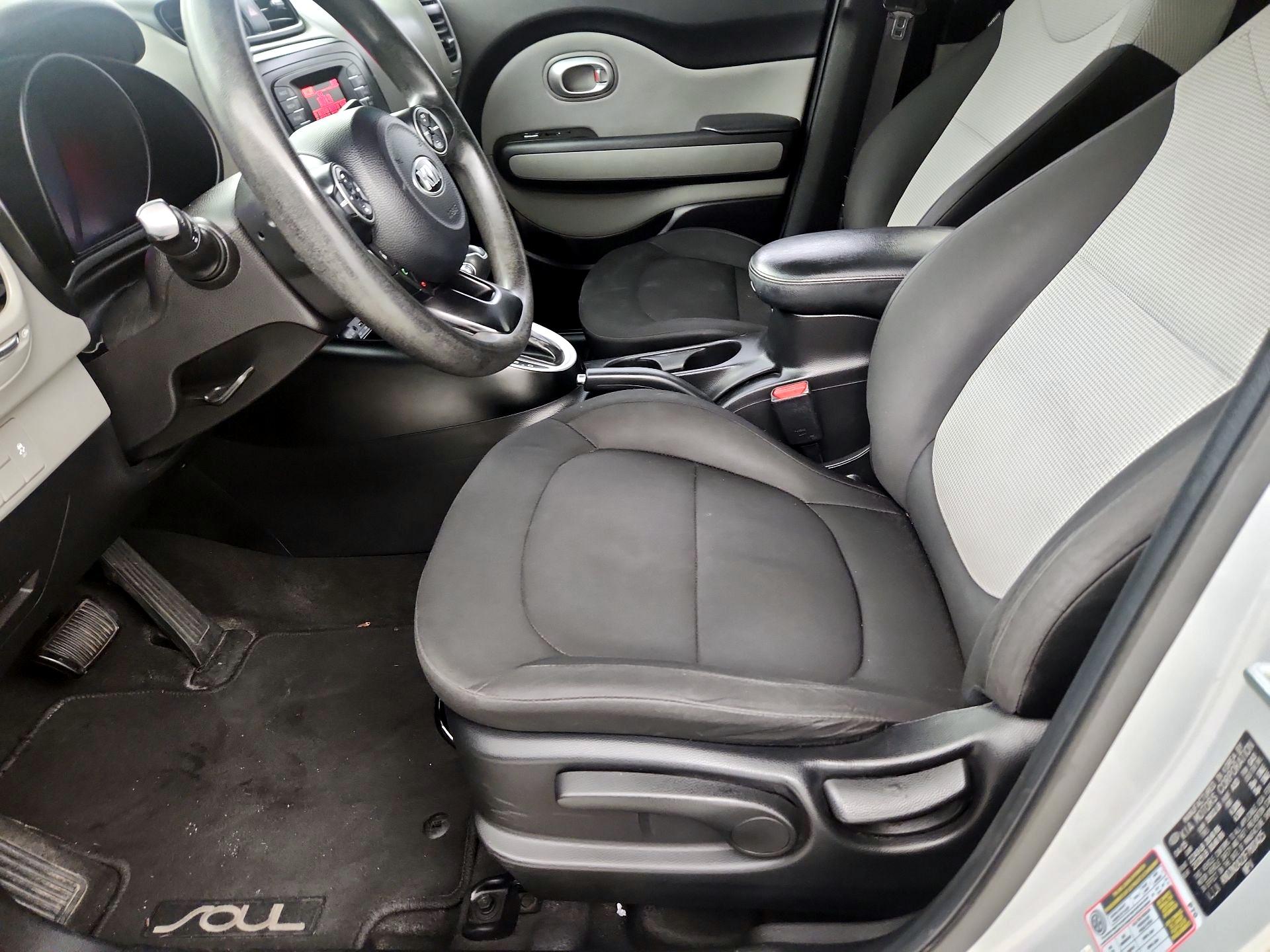 Thumbnail: 2015 Kia Soul - 9