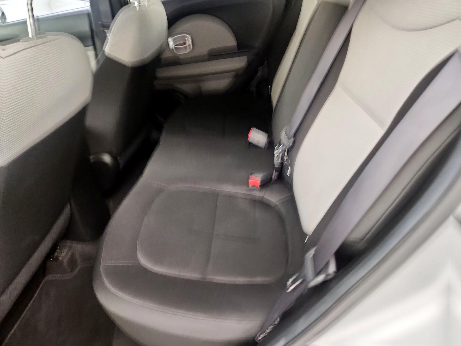 Thumbnail: 2015 Kia Soul - 16