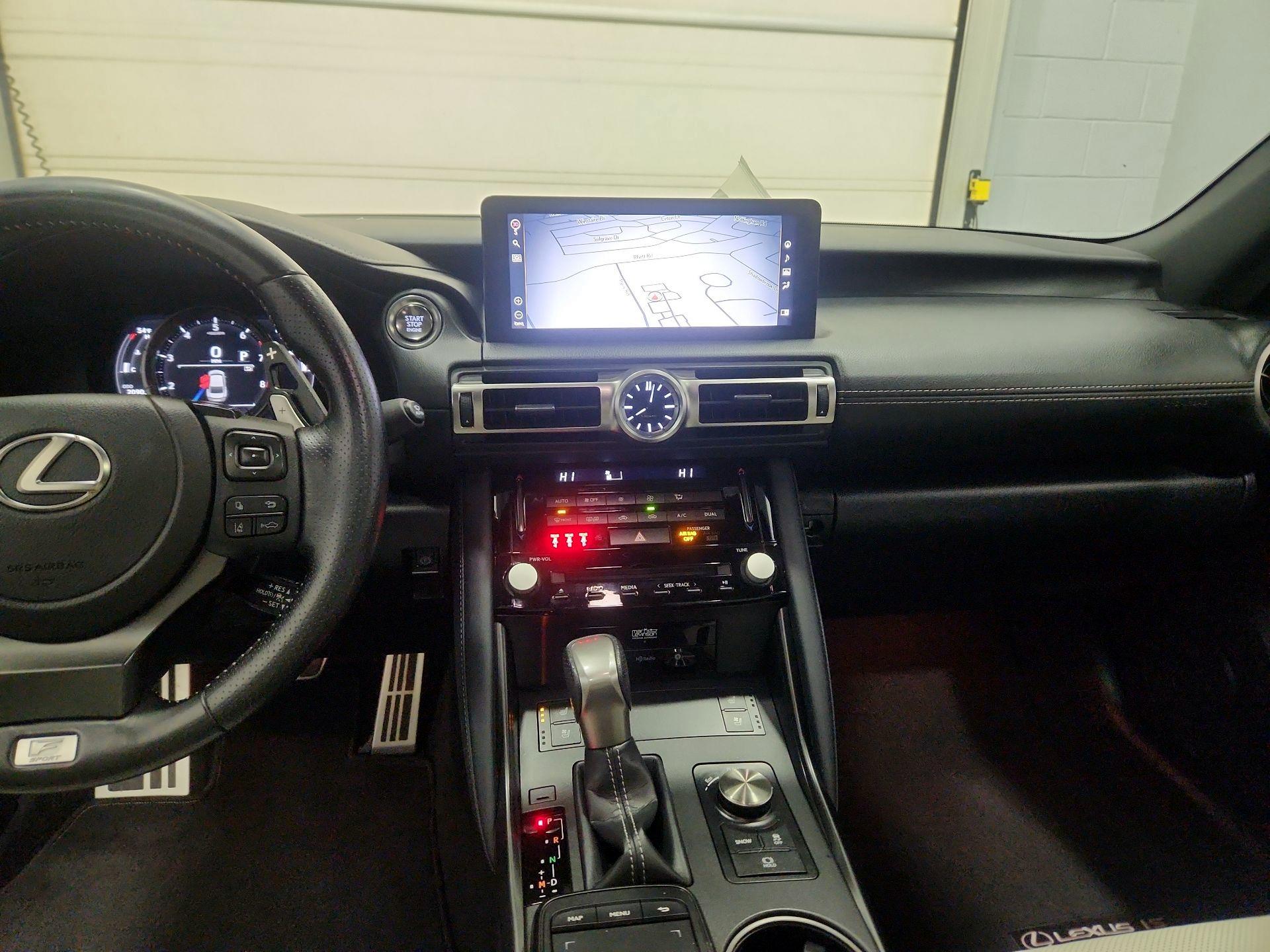 Thumbnail: 2022 Lexus IS - 9