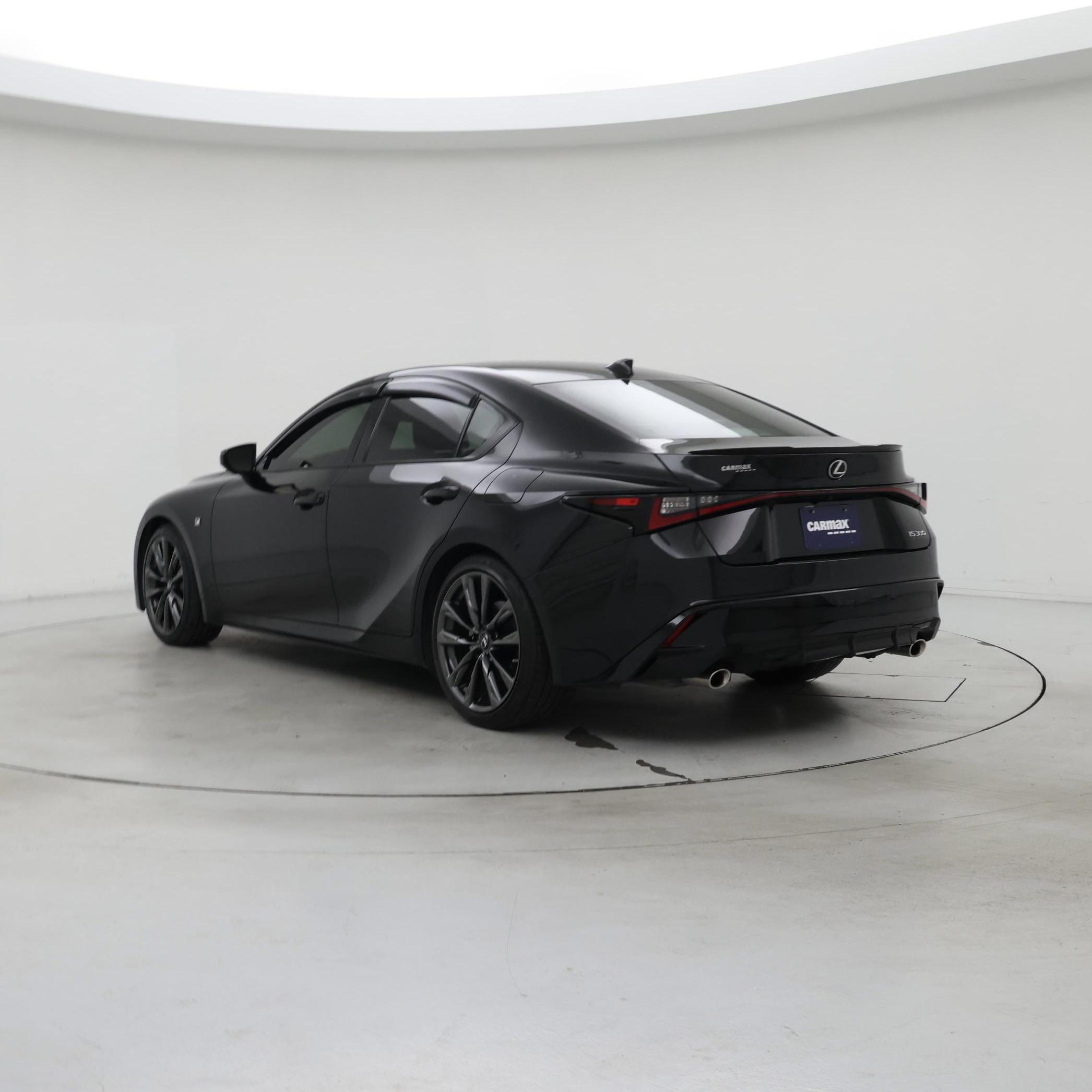 Thumbnail: 2022 Lexus IS - 2