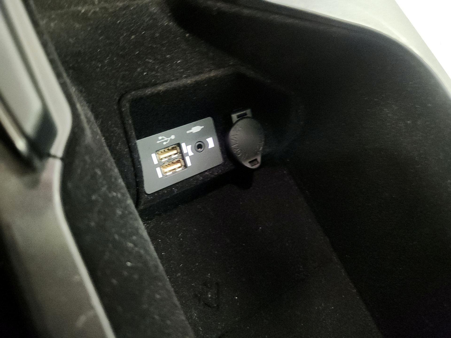 Thumbnail: 2022 Lexus IS - 19