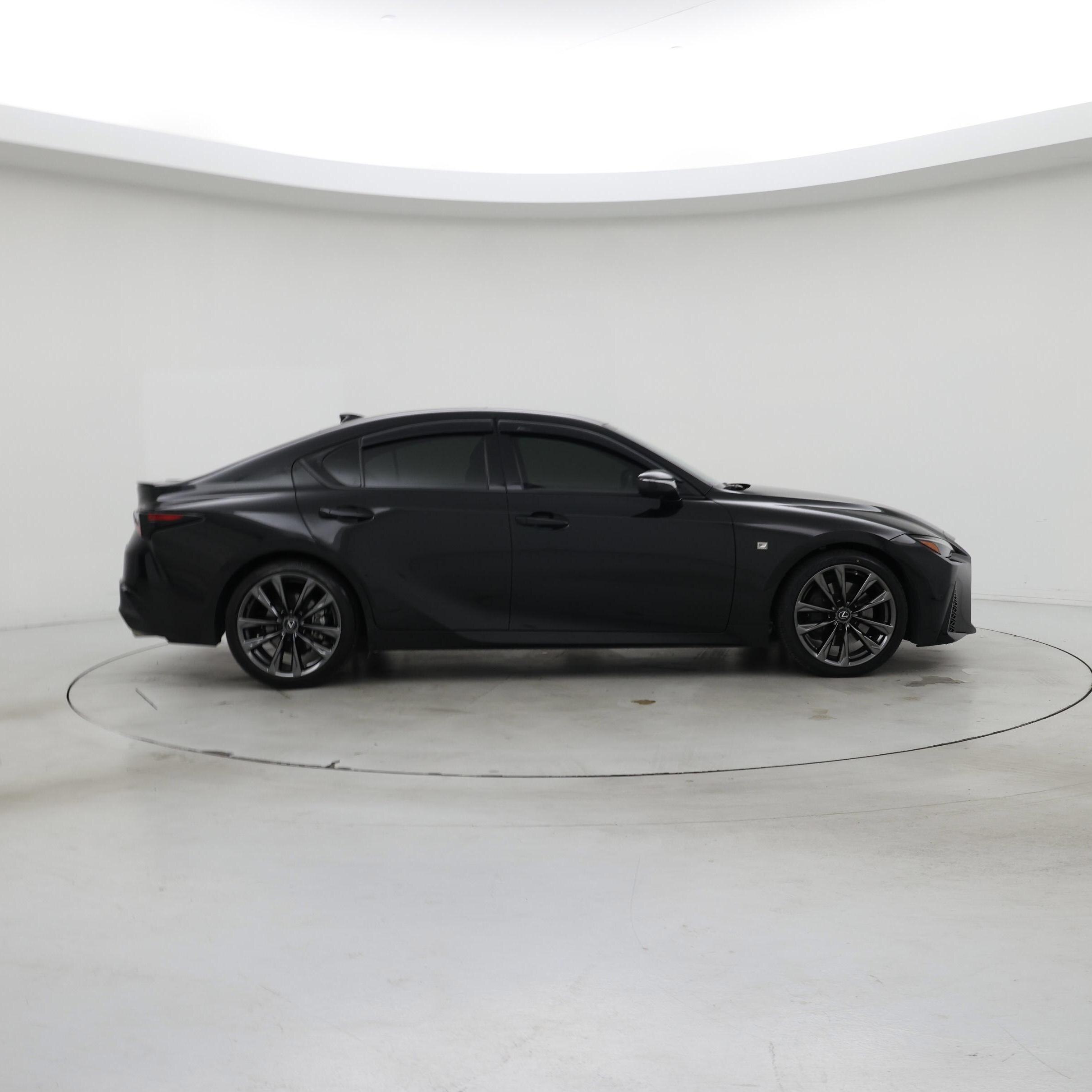 Thumbnail: 2022 Lexus IS - 7