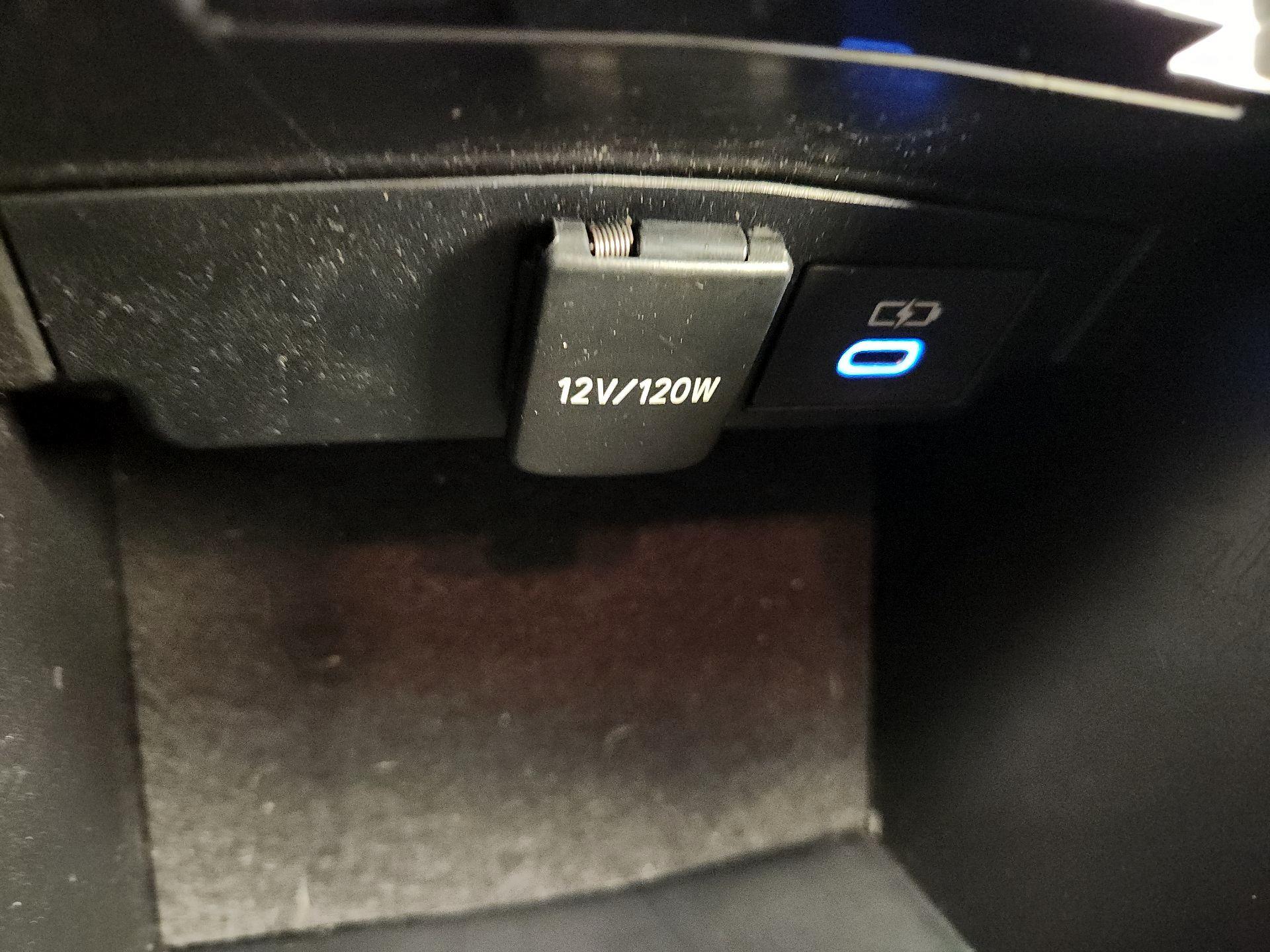 Thumbnail: 2022 Toyota Corolla - 18