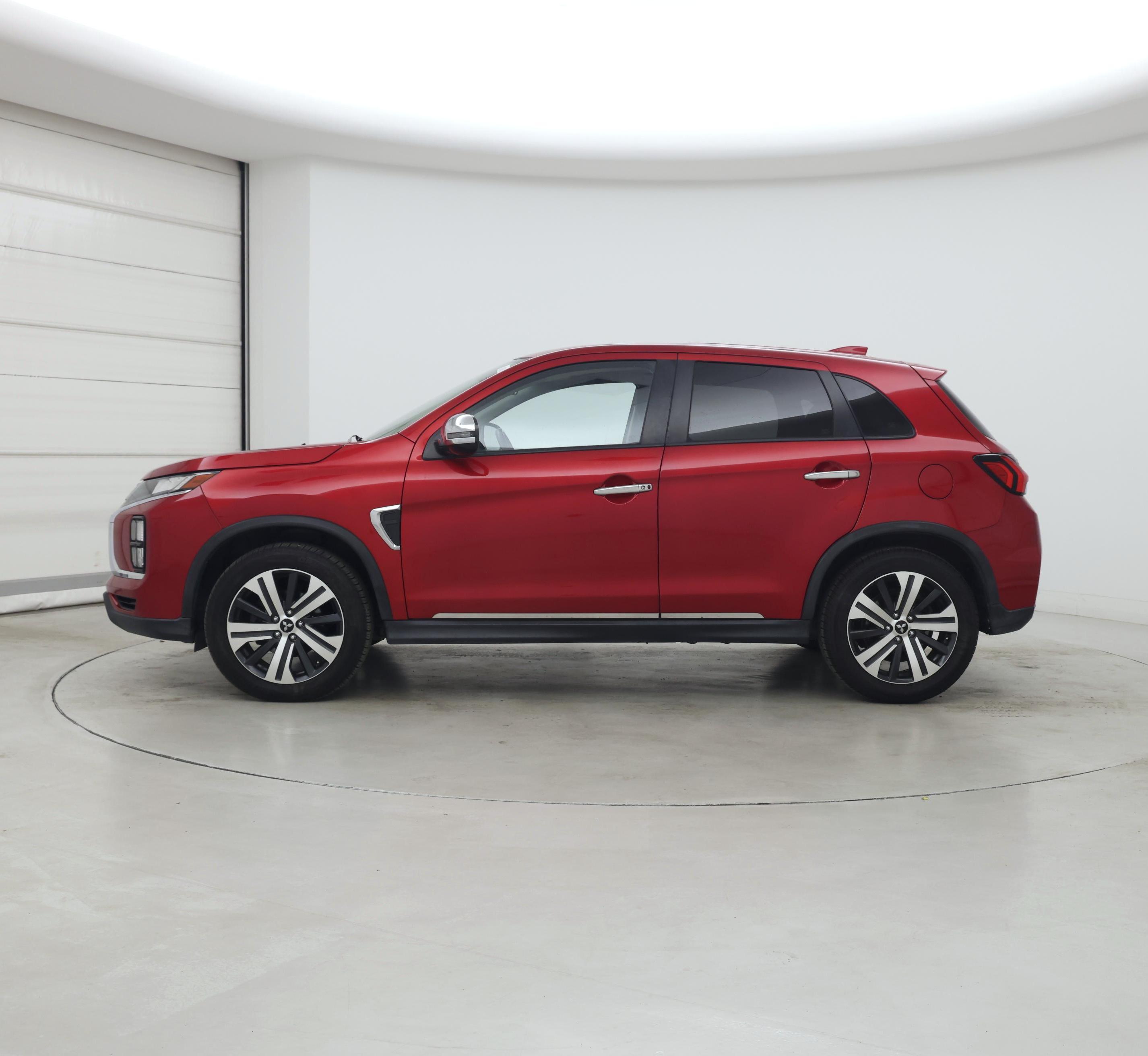 Thumbnail: 2020 Mitsubishi Outlander Sport - 3