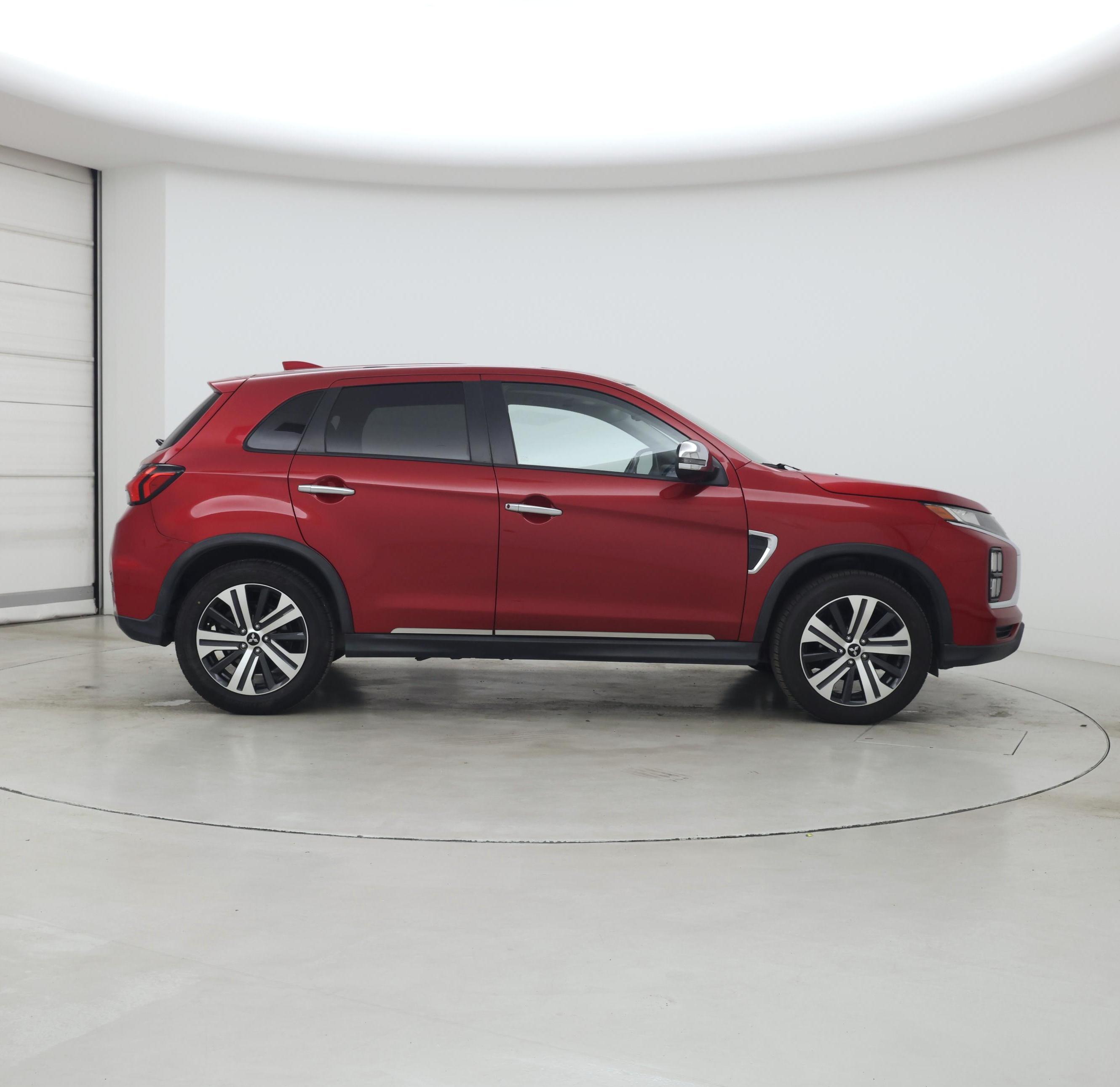 Thumbnail: 2020 Mitsubishi Outlander Sport - 7