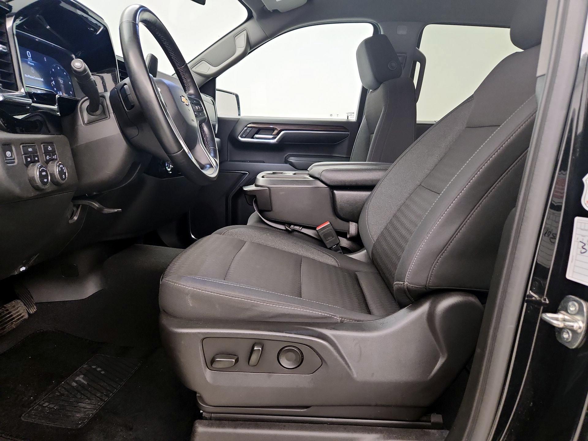 Thumbnail: 2024 Chevrolet Silverado 1500 - 11