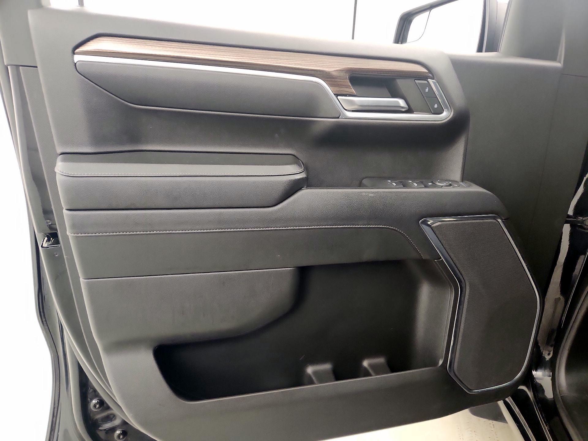 Thumbnail: 2024 Chevrolet Silverado 1500 - 12