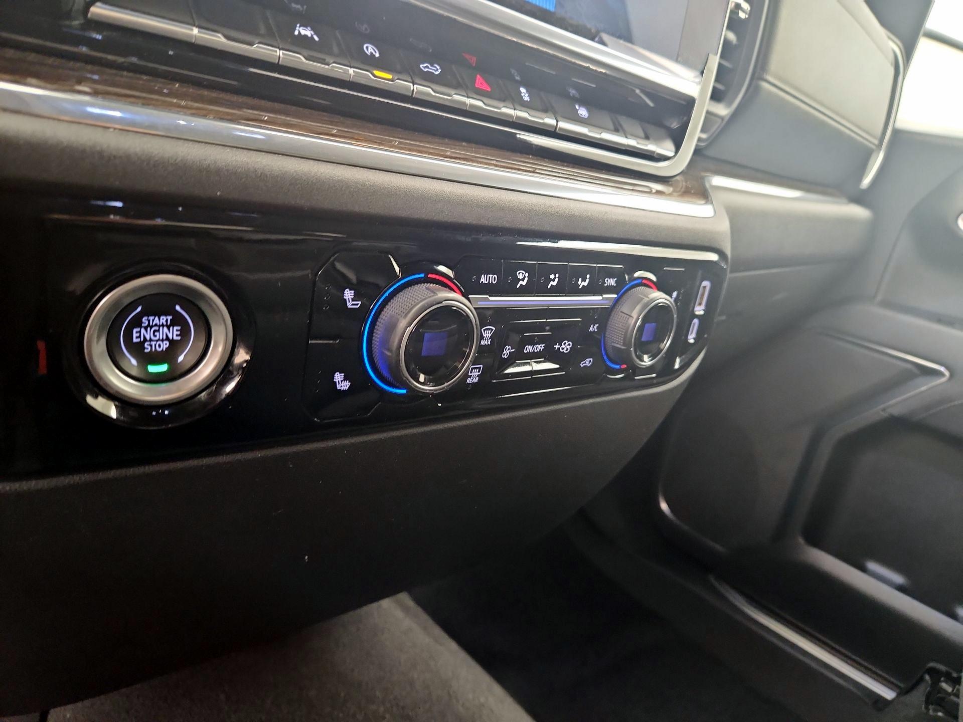 Thumbnail: 2024 Chevrolet Silverado 1500 - 16