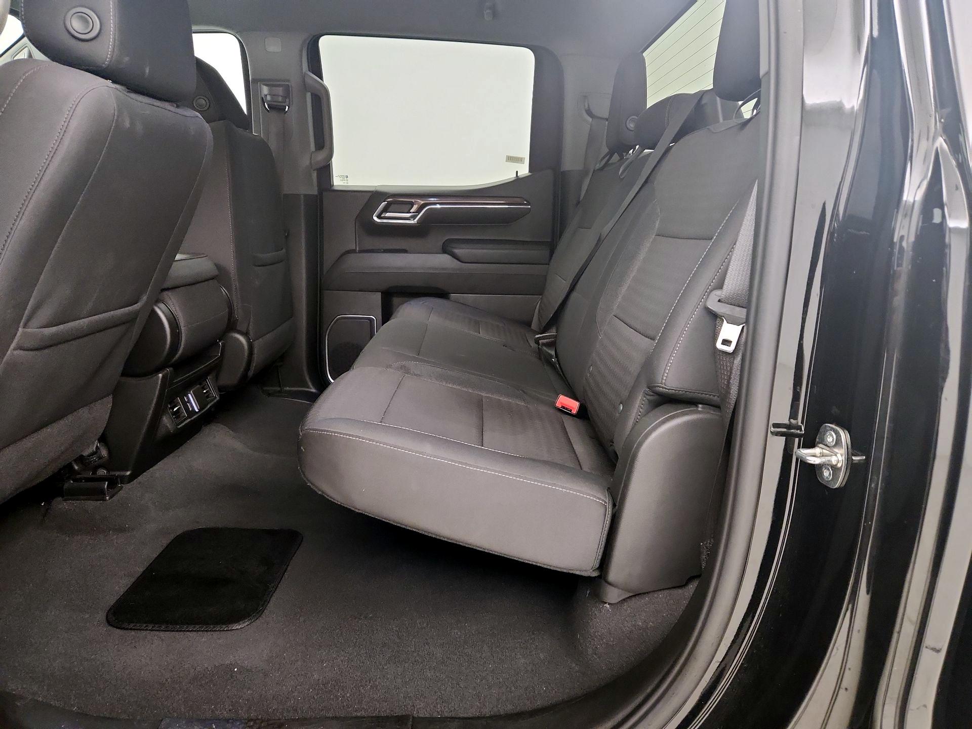 Thumbnail: 2024 Chevrolet Silverado 1500 - 19