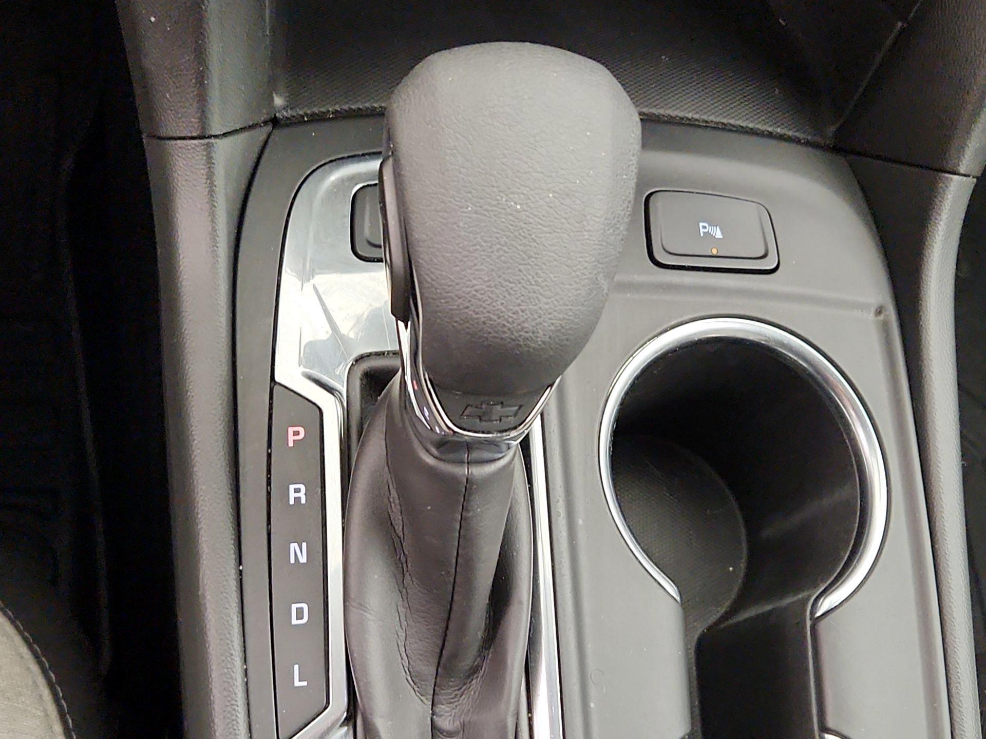 Thumbnail: 2023 Chevrolet Equinox - 17