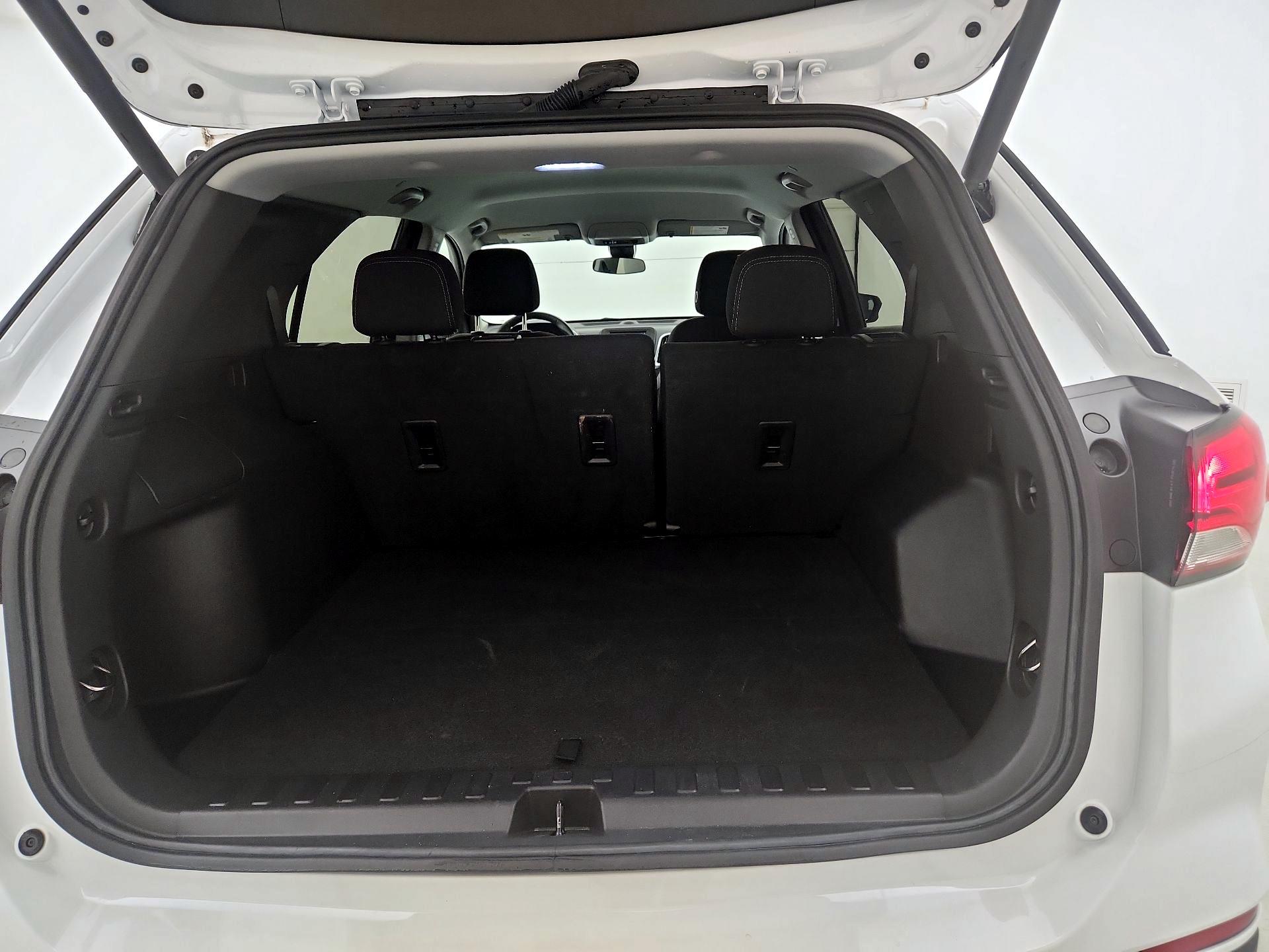 Thumbnail: 2023 Chevrolet Equinox - 20