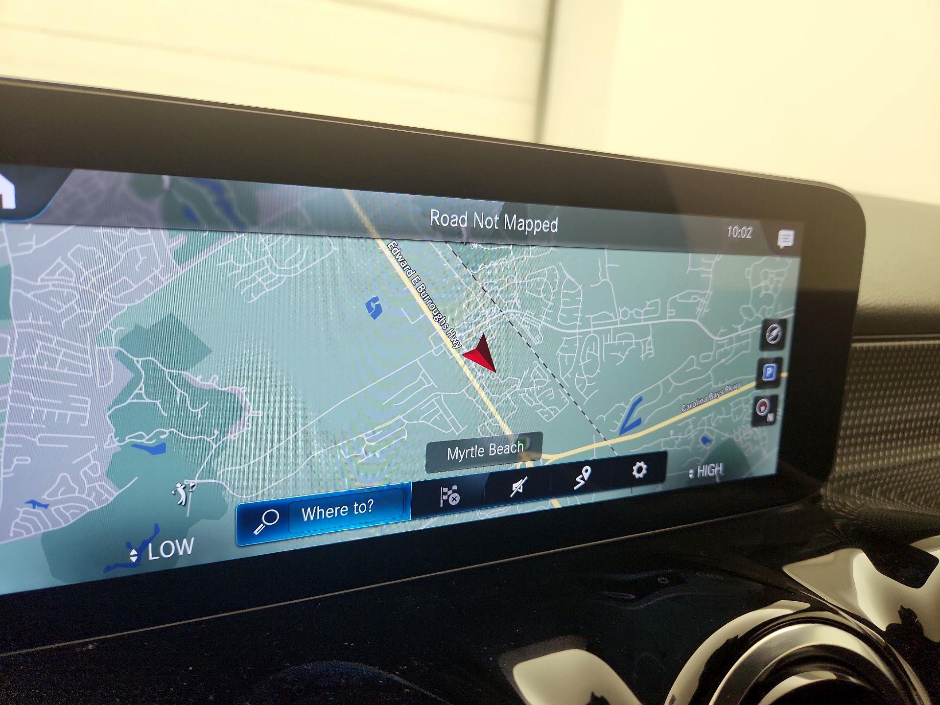 Thumbnail: 2023 Mercedes-Benz GLB - 14