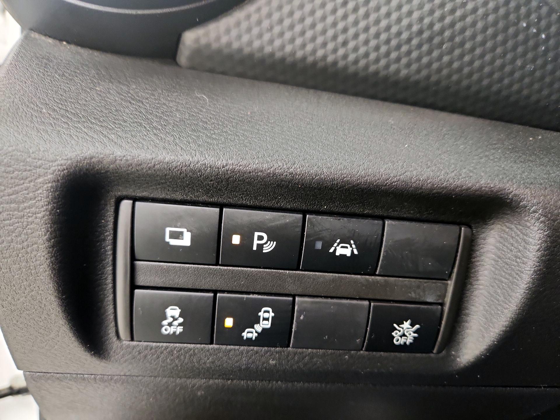 Thumbnail: 2022 Nissan Kicks - 13