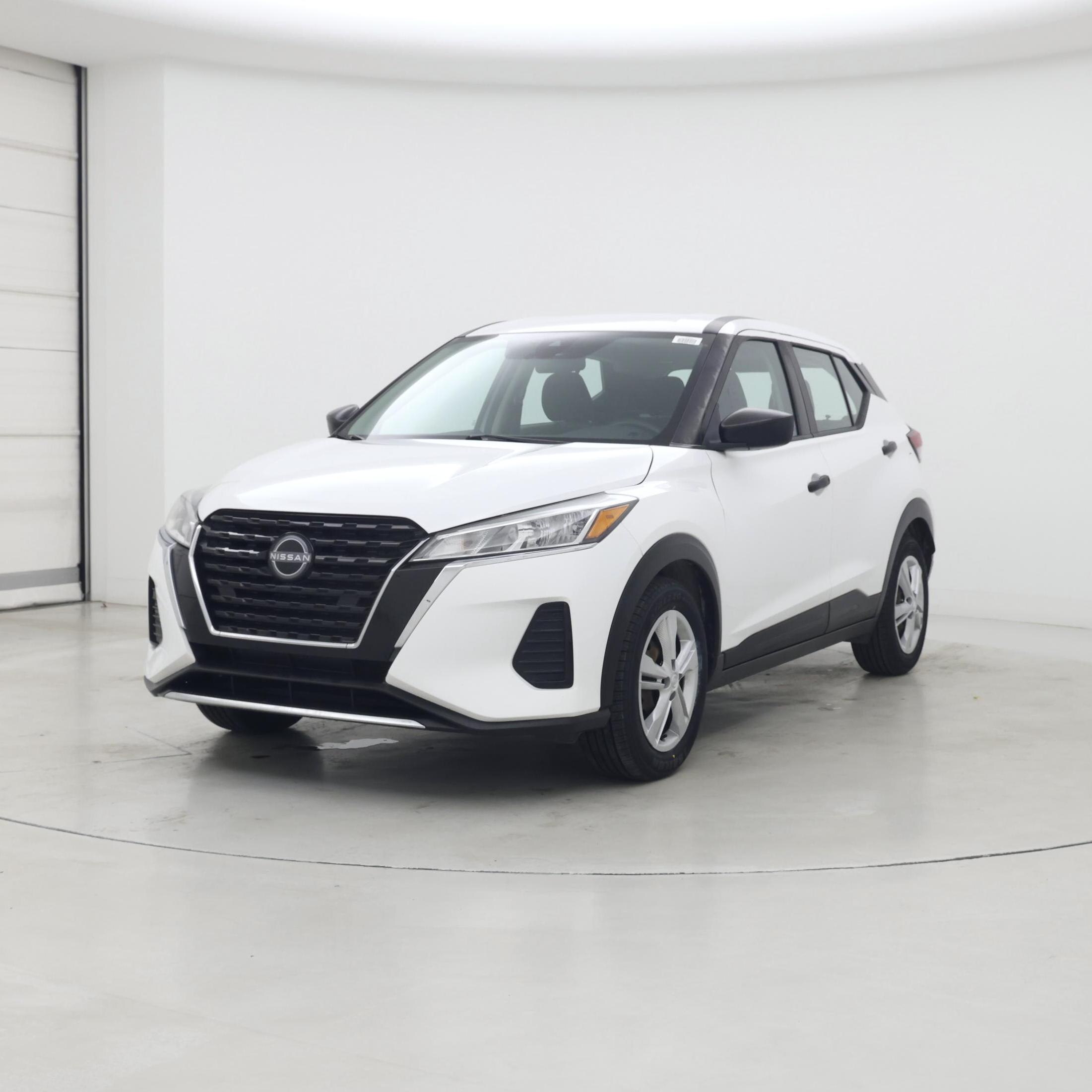 Thumbnail: 2022 Nissan Kicks - 4