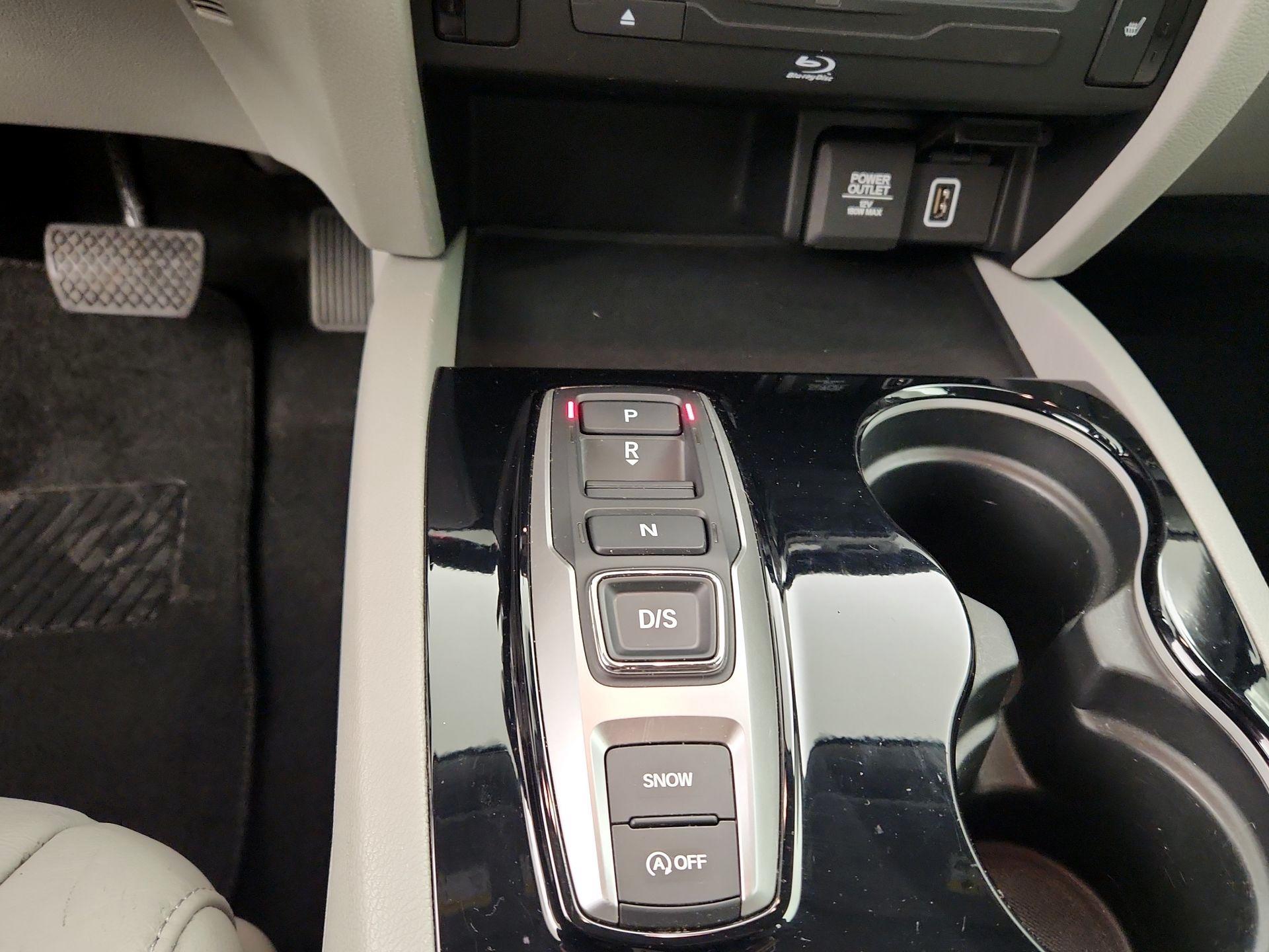 Thumbnail: 2022 Honda Pilot - 18