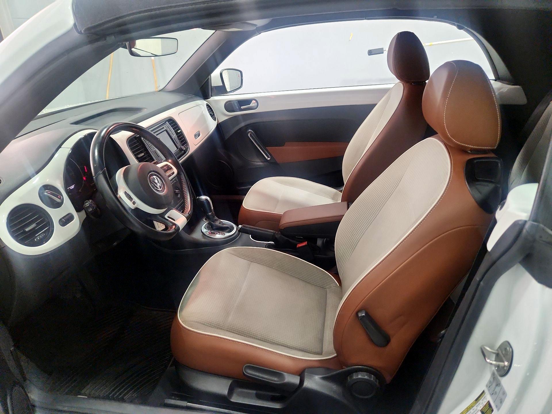 Thumbnail: 2017 Volkswagen Beetle - 11