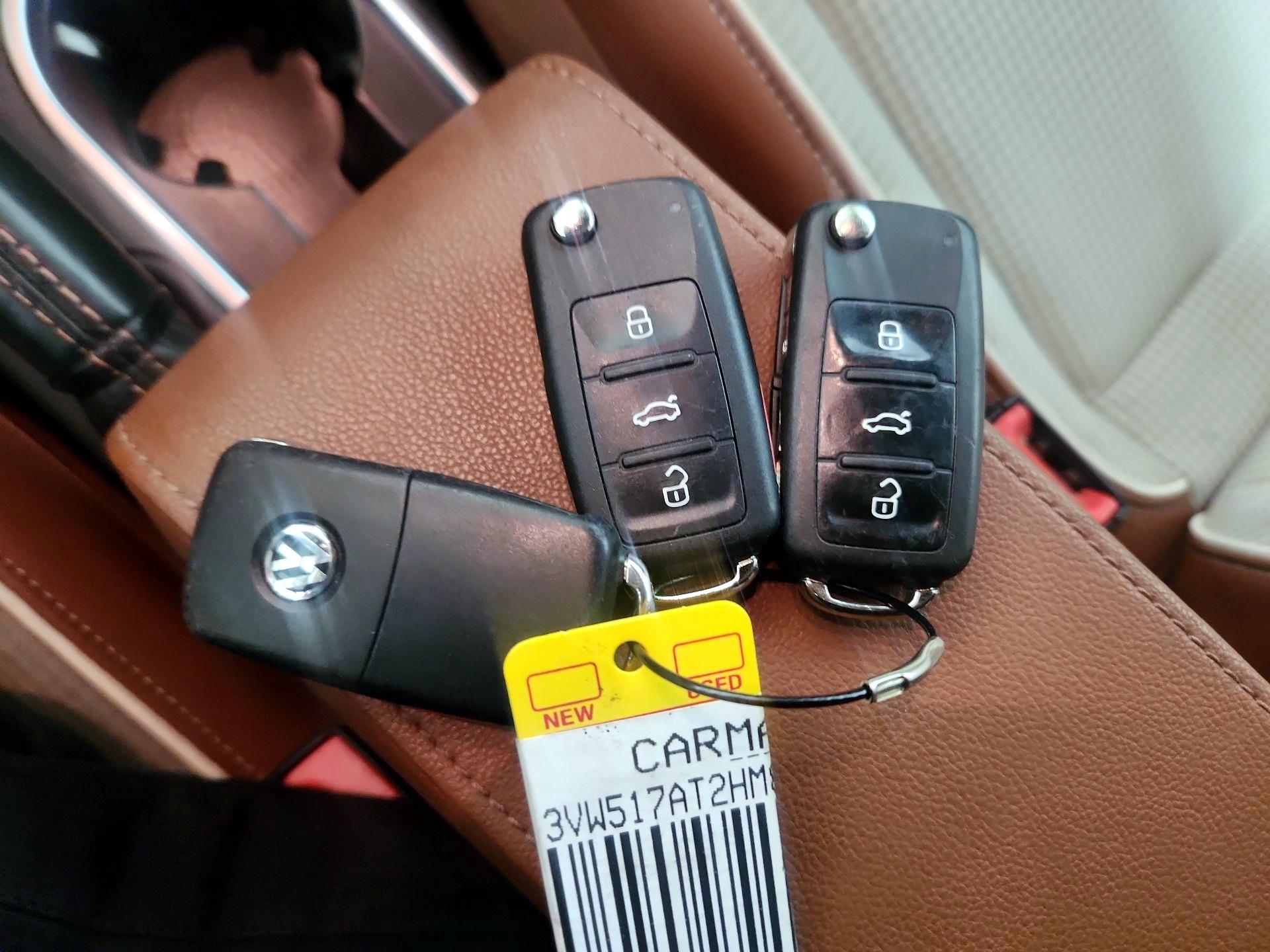 Thumbnail: 2017 Volkswagen Beetle - 20