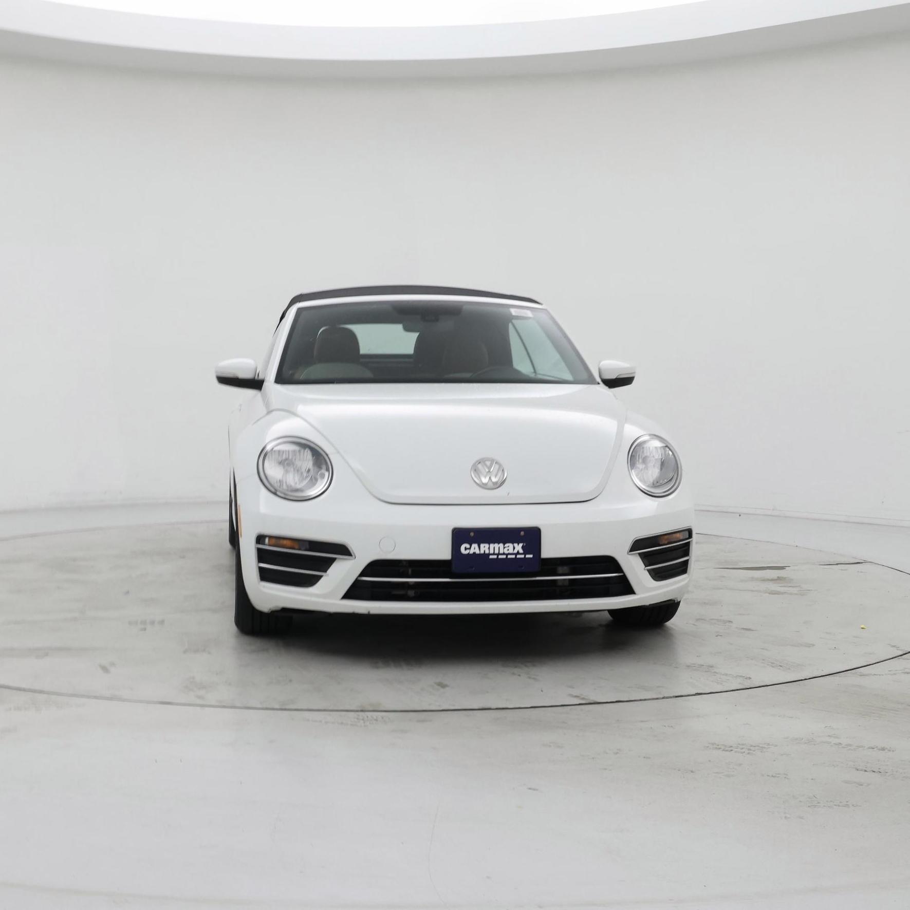 Thumbnail: 2017 Volkswagen Beetle - 5