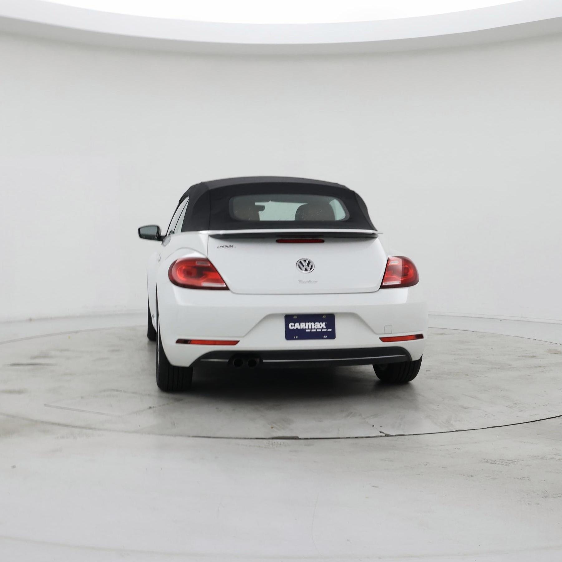 Thumbnail: 2017 Volkswagen Beetle - 6