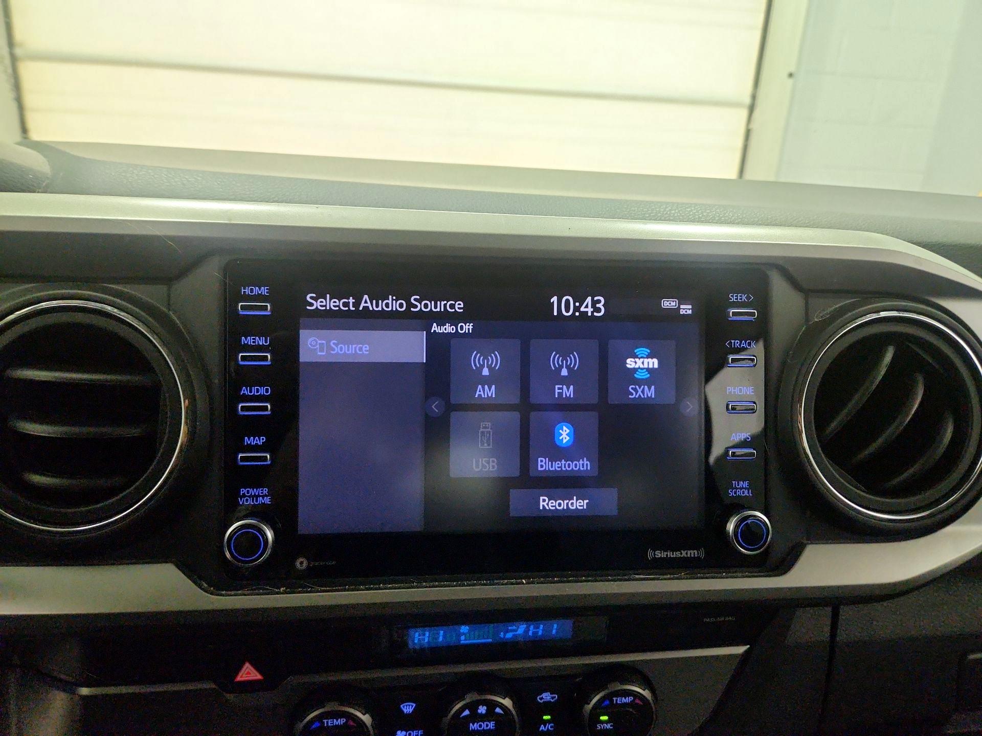 Thumbnail: 2021 Toyota Tacoma - 15