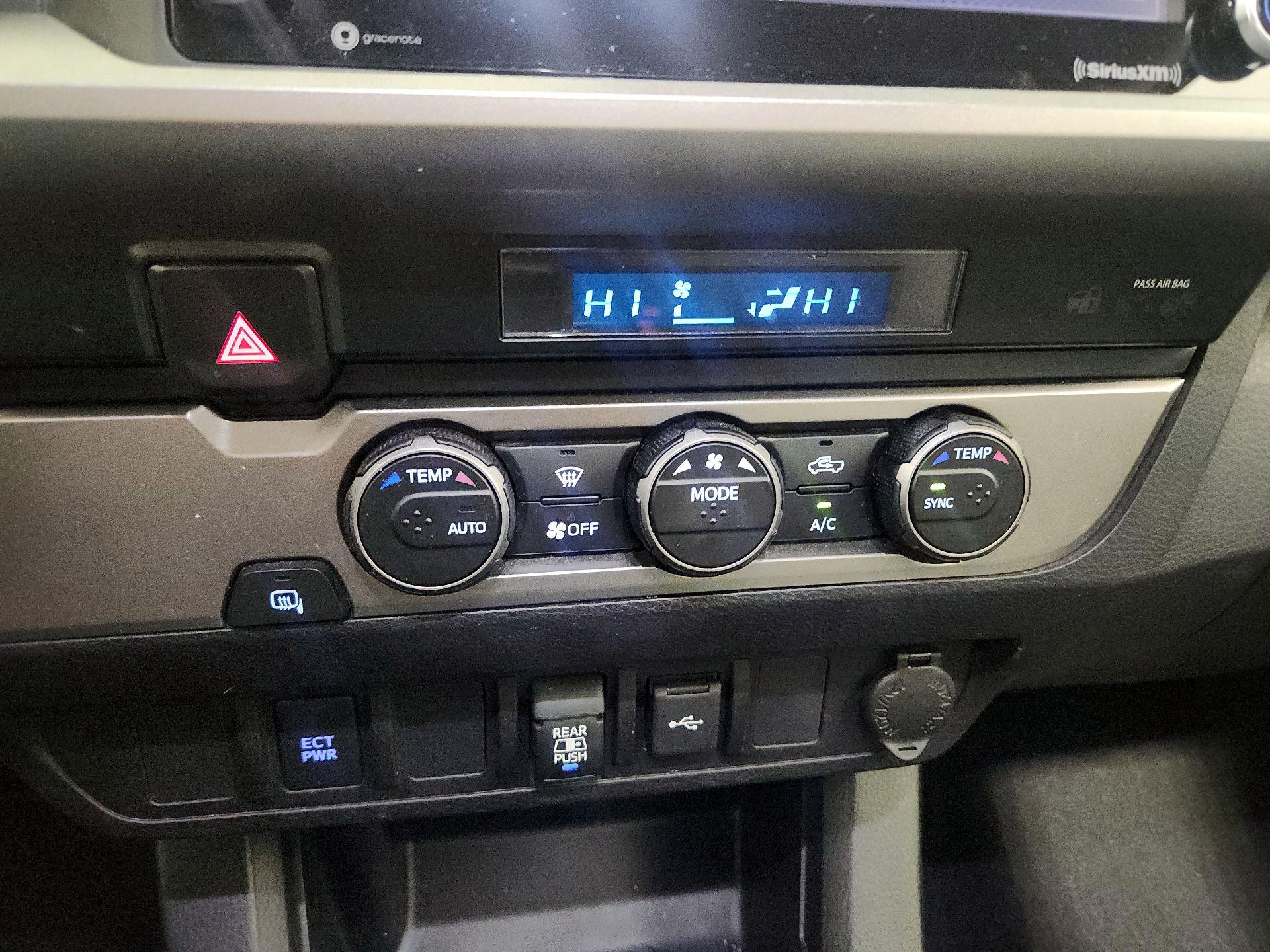 Thumbnail: 2021 Toyota Tacoma - 16