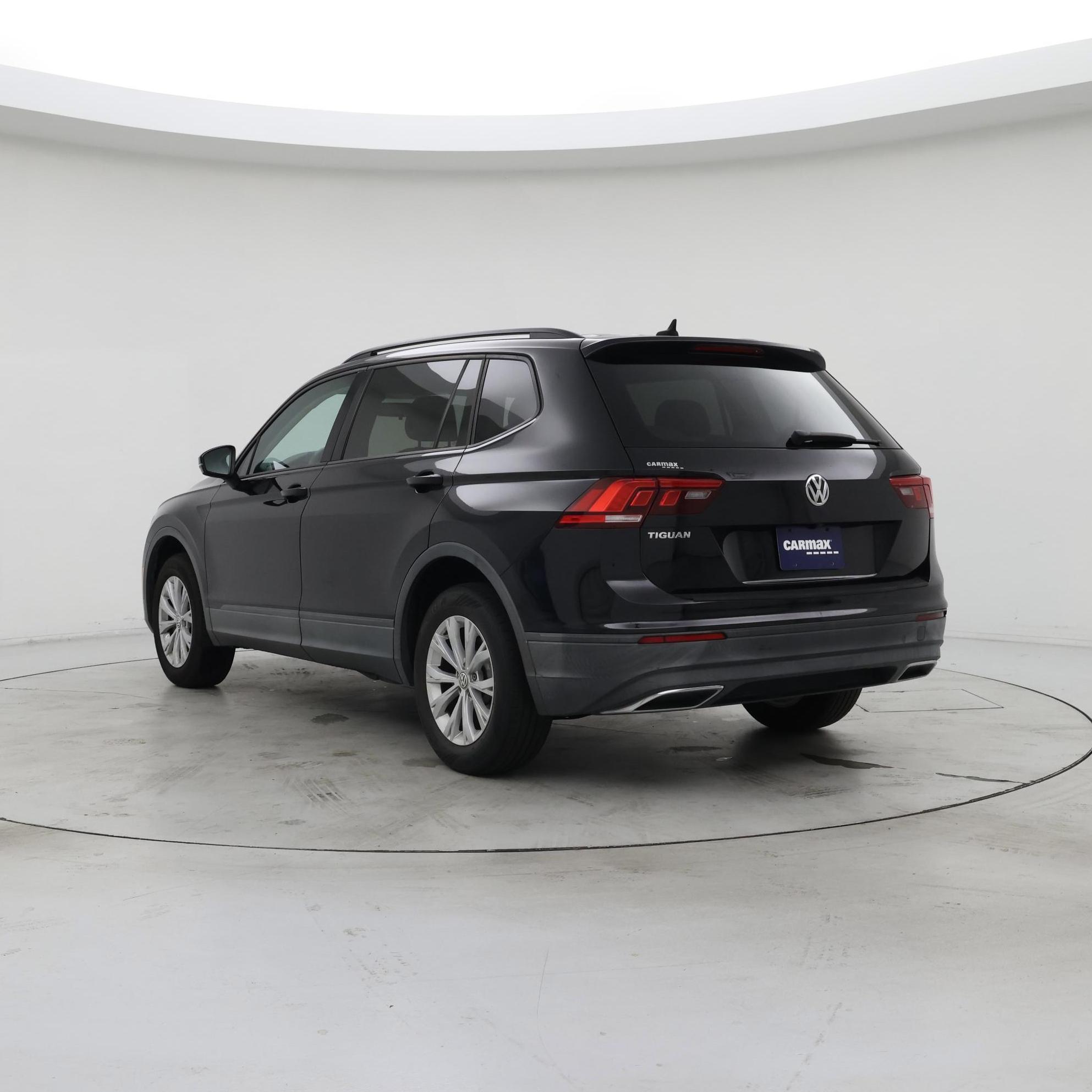 Thumbnail: 2020 Volkswagen Tiguan - 2