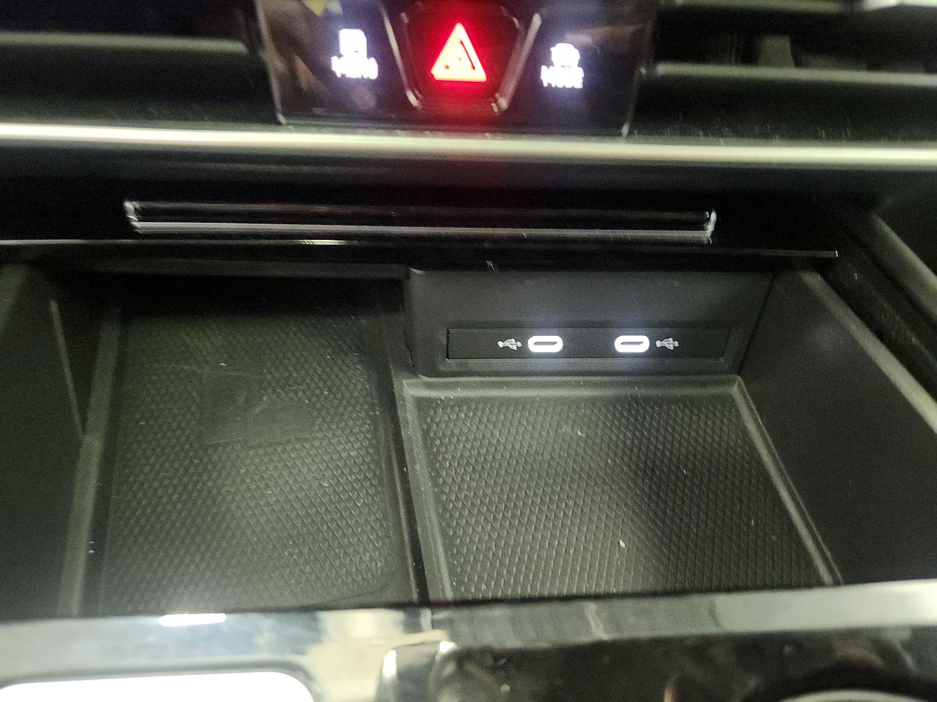 Thumbnail: 2024 Volkswagen Atlas - 19