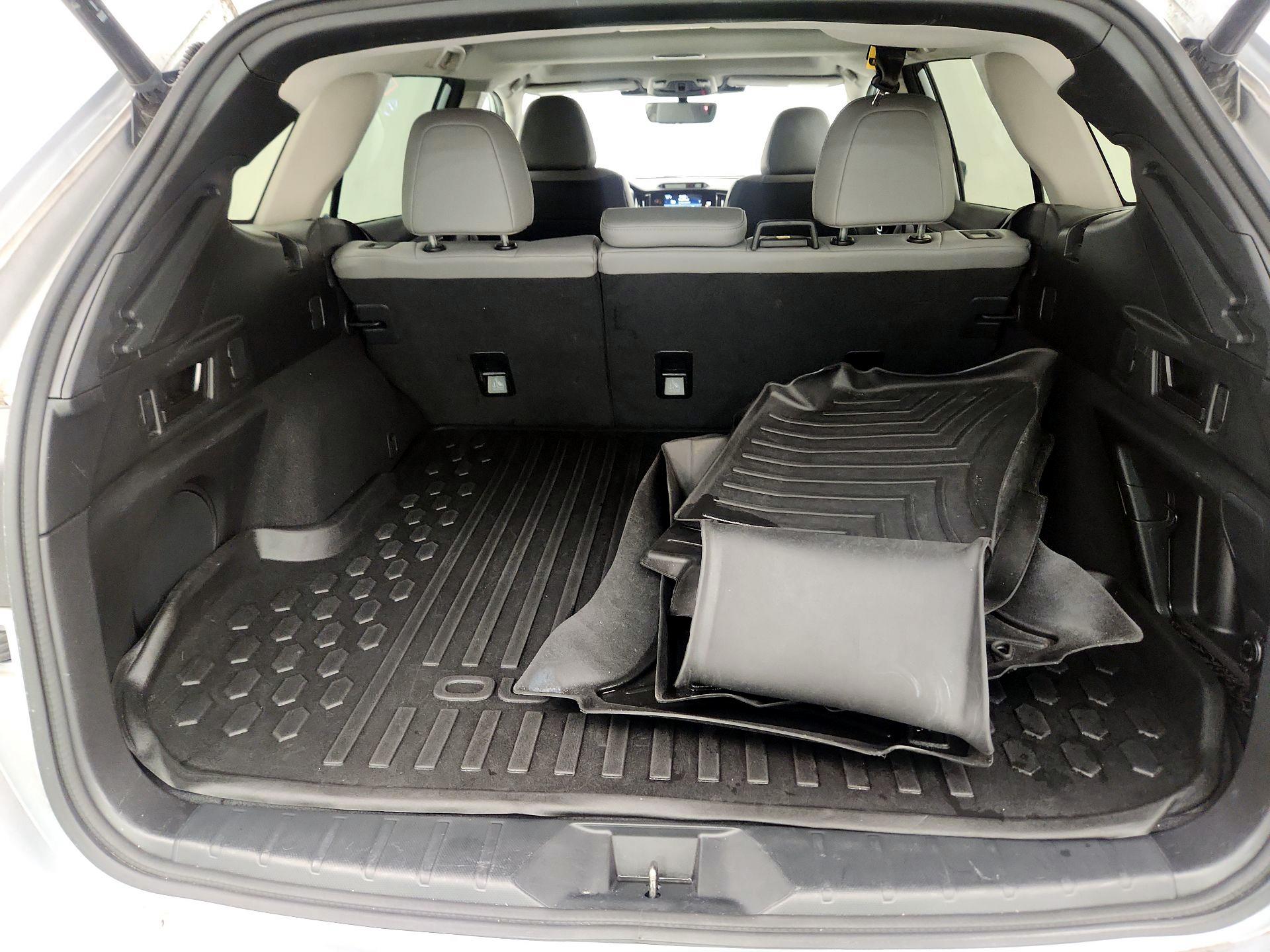 Thumbnail: 2023 Subaru Outback - 18