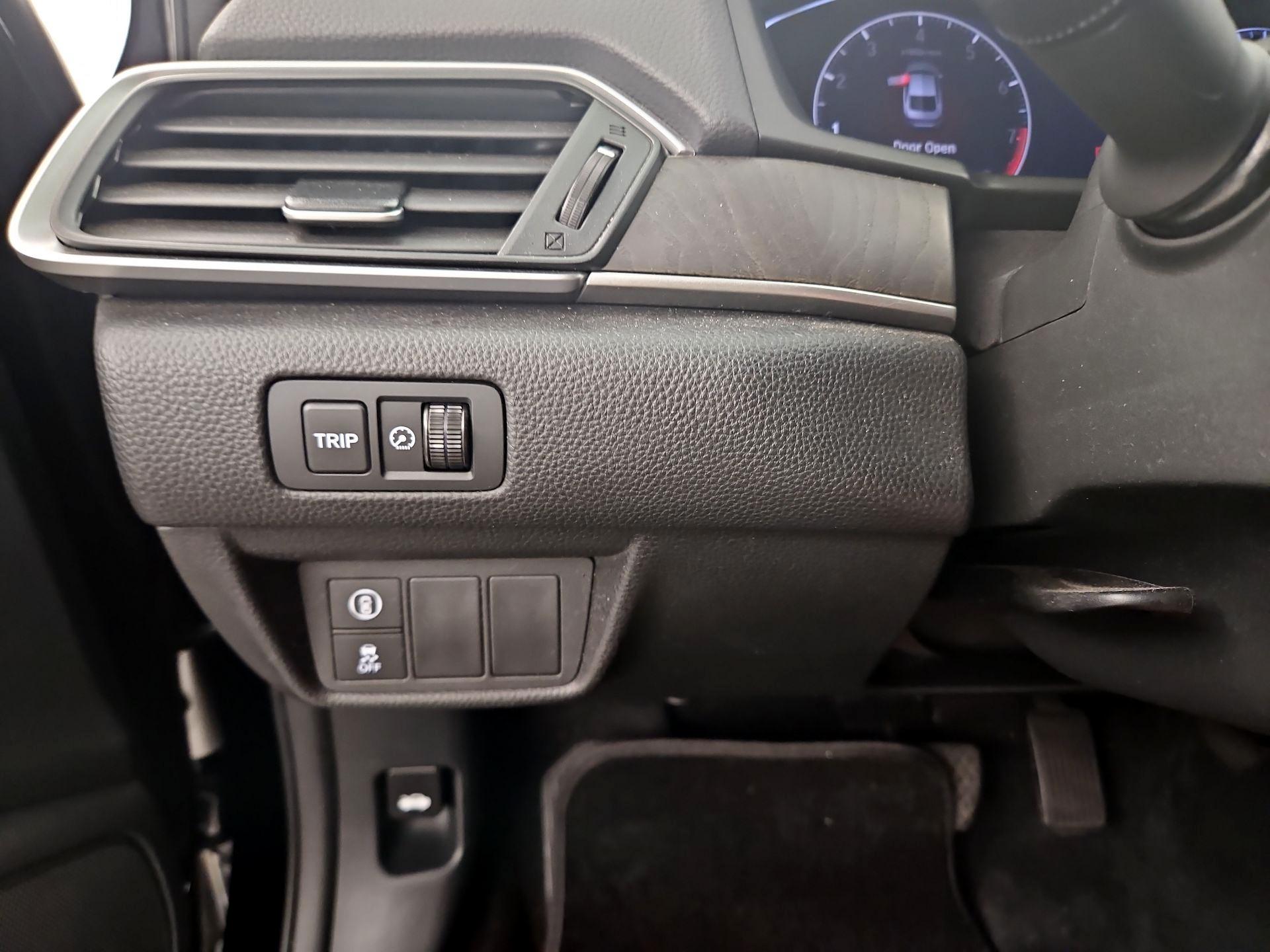 Thumbnail: 2018 Honda Accord - 13