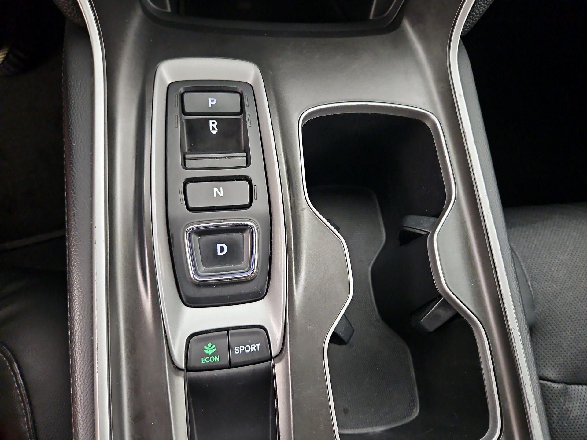 Thumbnail: 2018 Honda Accord - 17