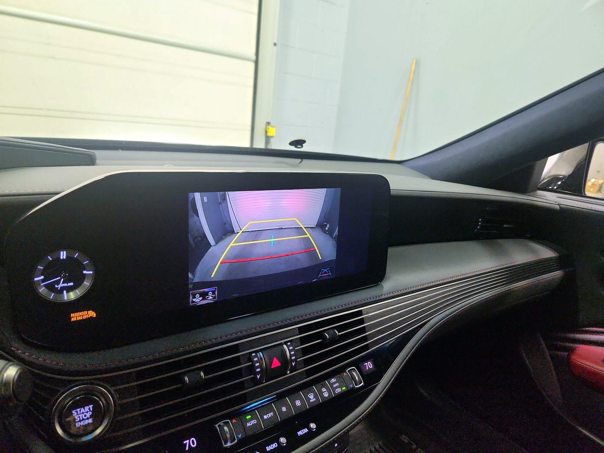 Thumbnail: 2021 Lexus LS - 15