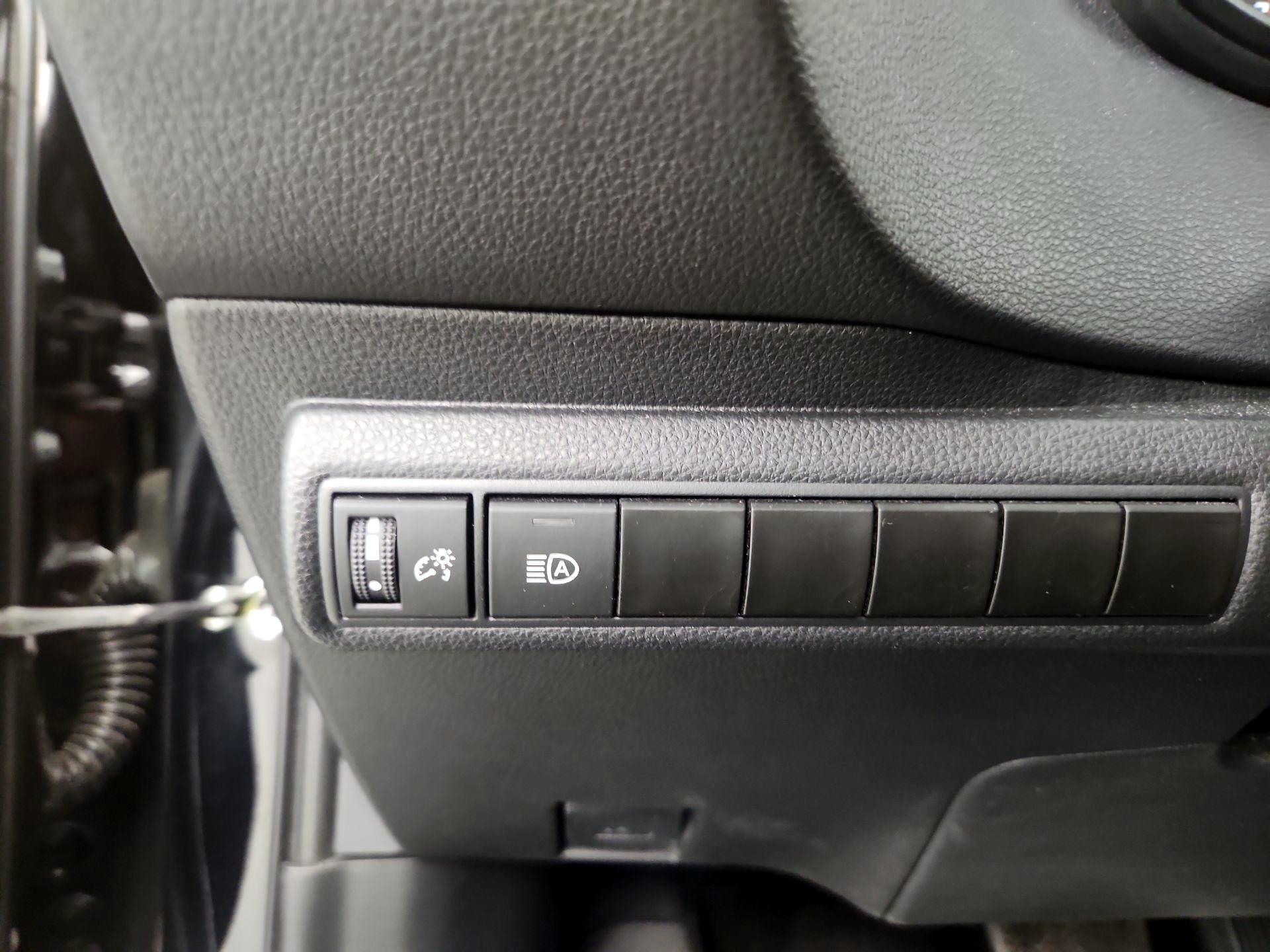 Thumbnail: 2023 Toyota Corolla - 11